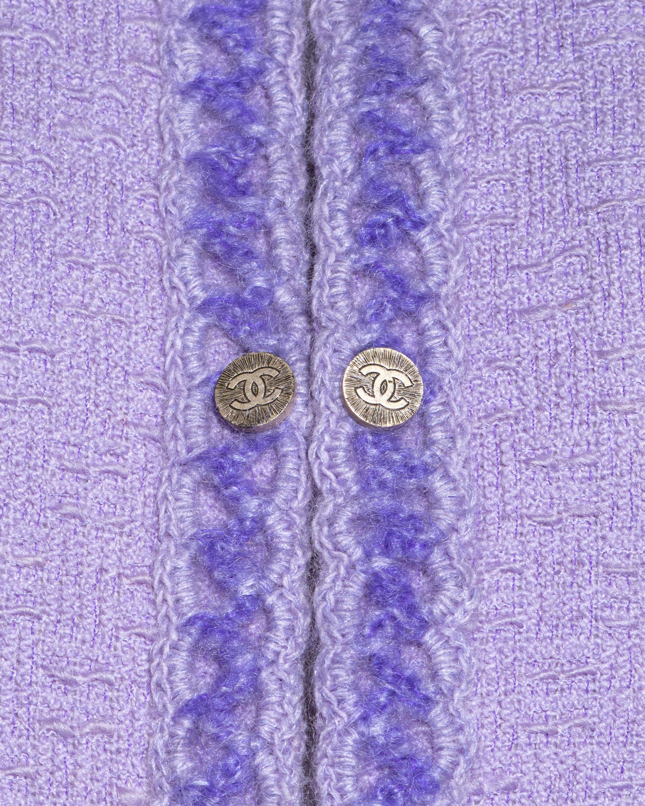 Tailleur veste et jupe longue en tweed lilas Chanel by Karl Lagerfeld, A/H 1998 en vente 5