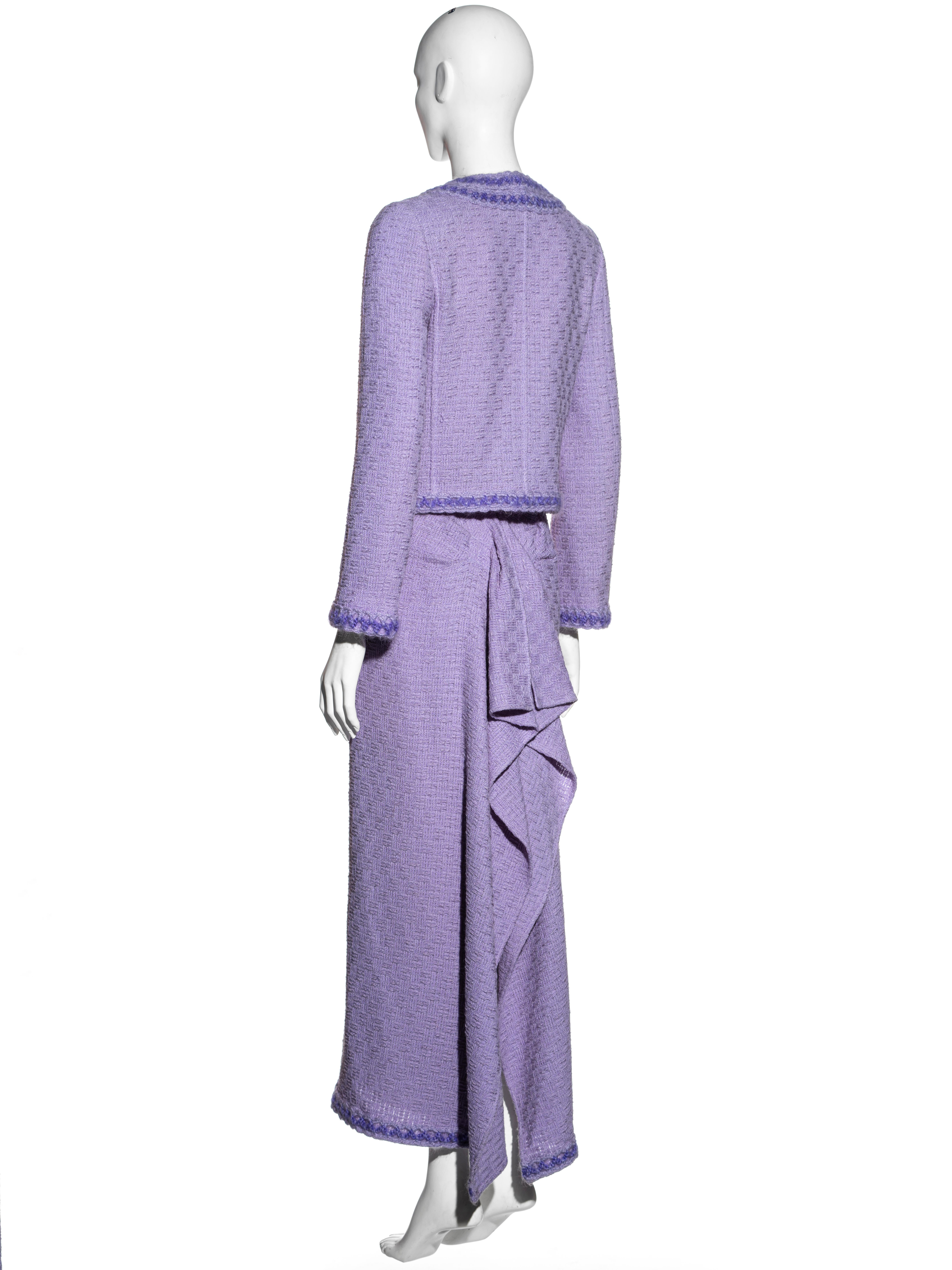 Tailleur veste et jupe longue en tweed lilas Chanel by Karl Lagerfeld, A/H 1998 en vente 1