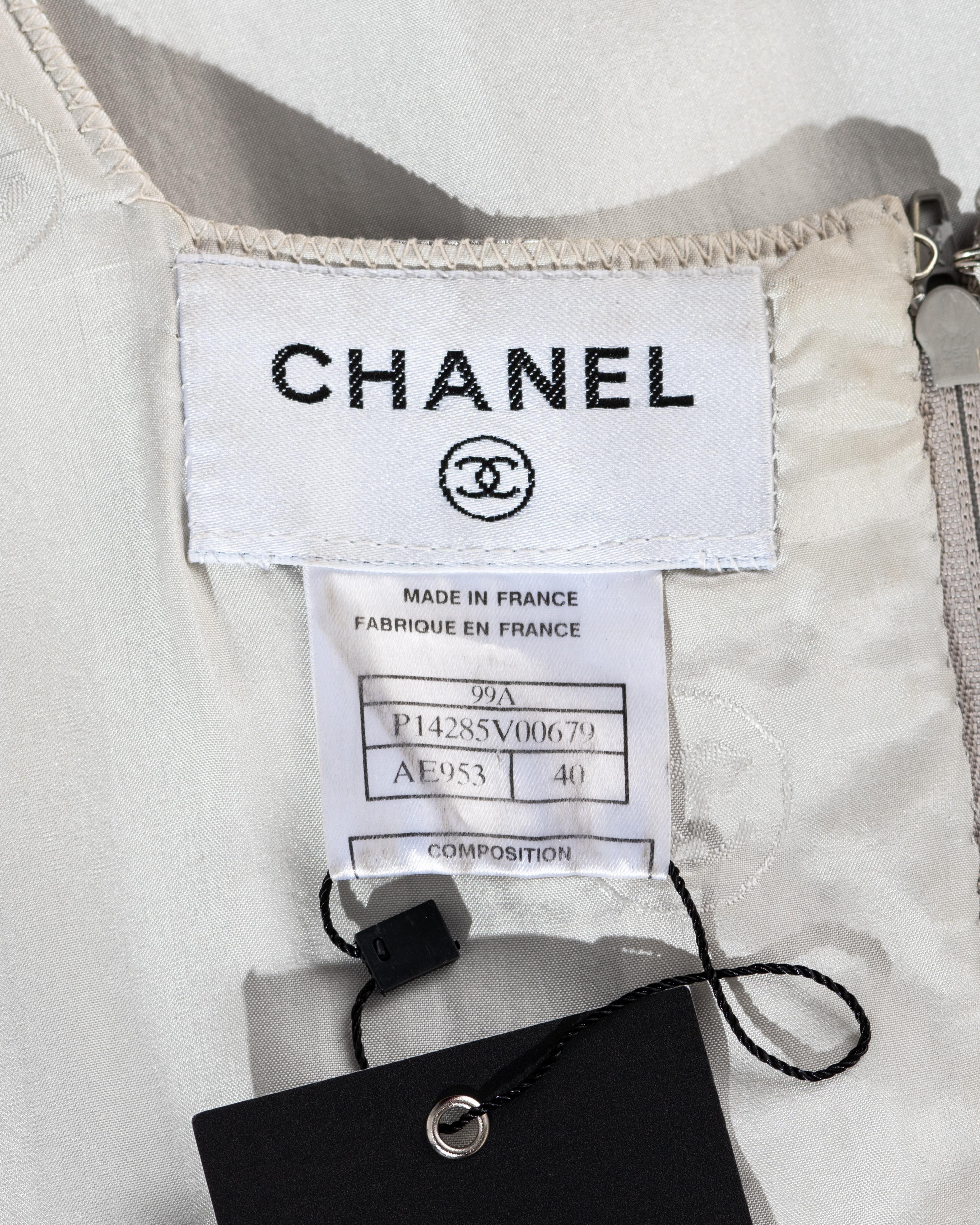 Chanel by Karl Lagerfeld Silbermetallic-Leder-Etuikleid, fw 1999 im Angebot 5
