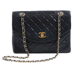 Borsa Chanel by Karl Lagerfeld for Chanel in pelle d'agnello trapuntata, con doppia patta, di colore blu