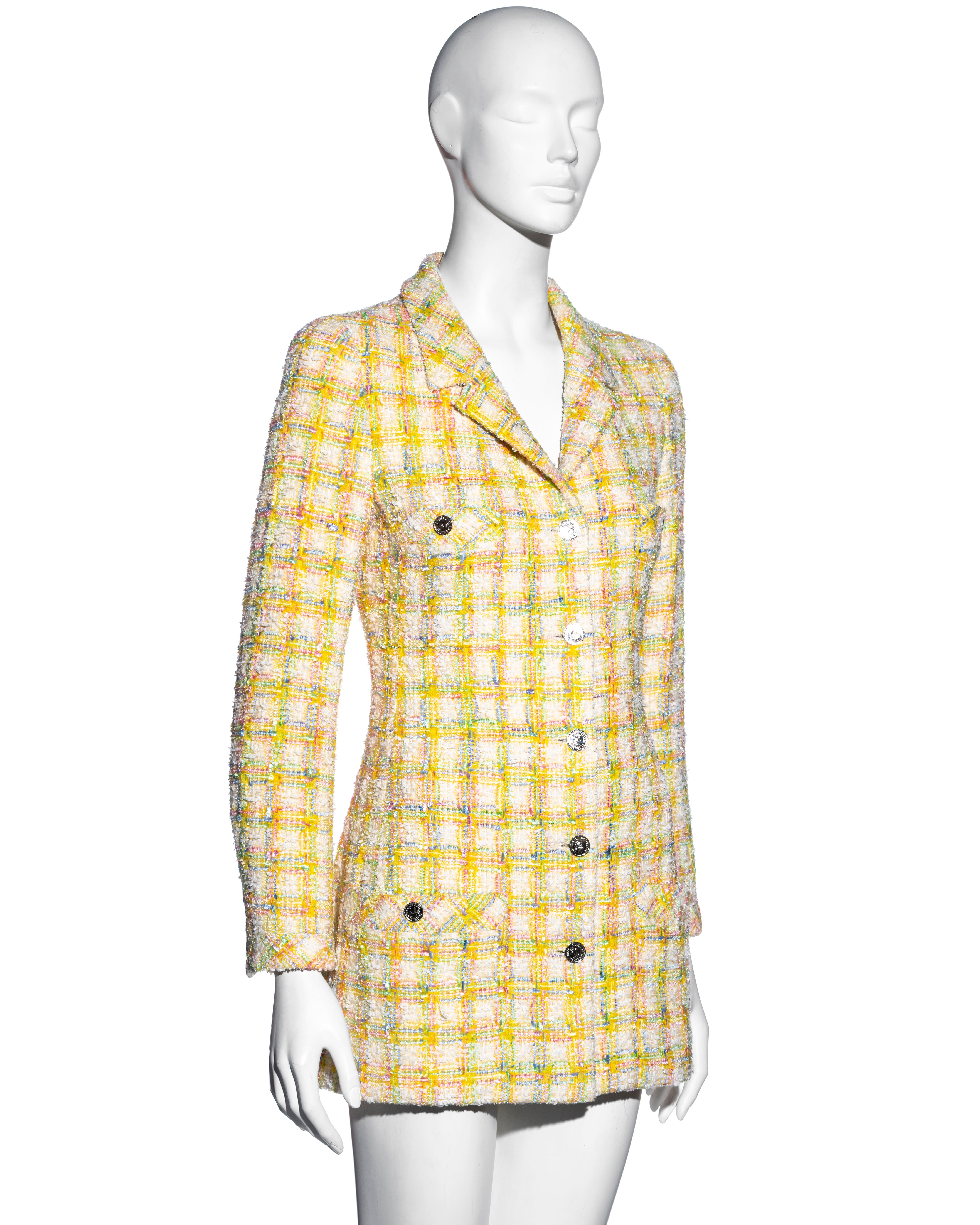 Chanel by Karl Lagerfeld mini vestido chaqueta de tweed pastel, ss 1996 2