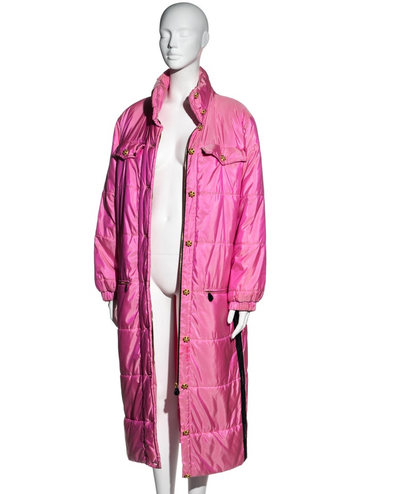 Chanel by Karl Lagerfeld pink silk puffer coat with Gripoix buttons, fw 1996 In Good Condition In London, GB