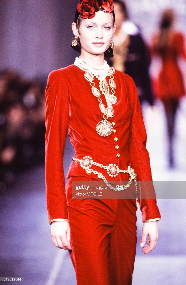 Chanel by Karl Lagerfeld for Chanel, tailleur pantalone in velluto