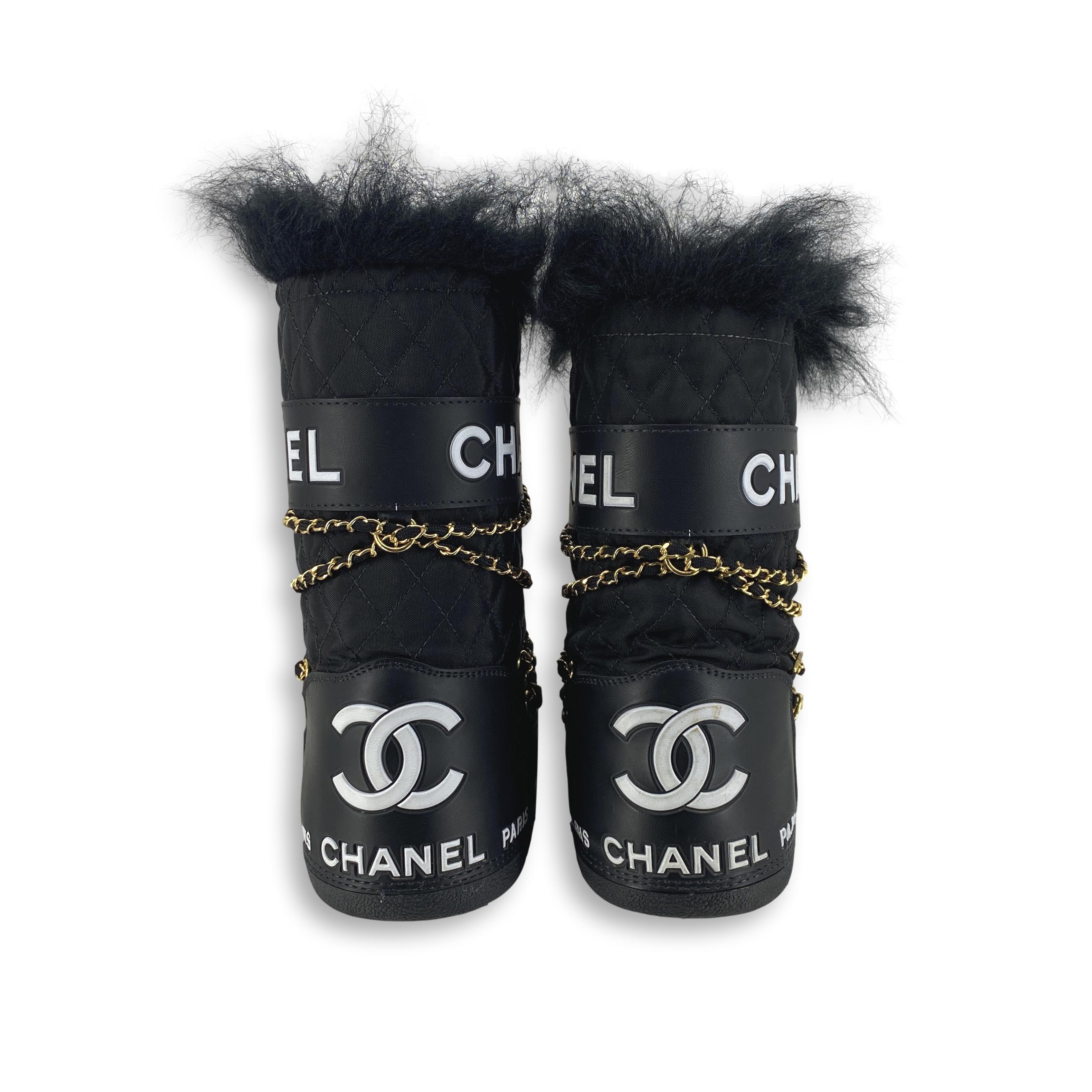 Chanel By Karl Lagerfeld Runway Snow Boots, Fall-Winter 1993-1994 at ...