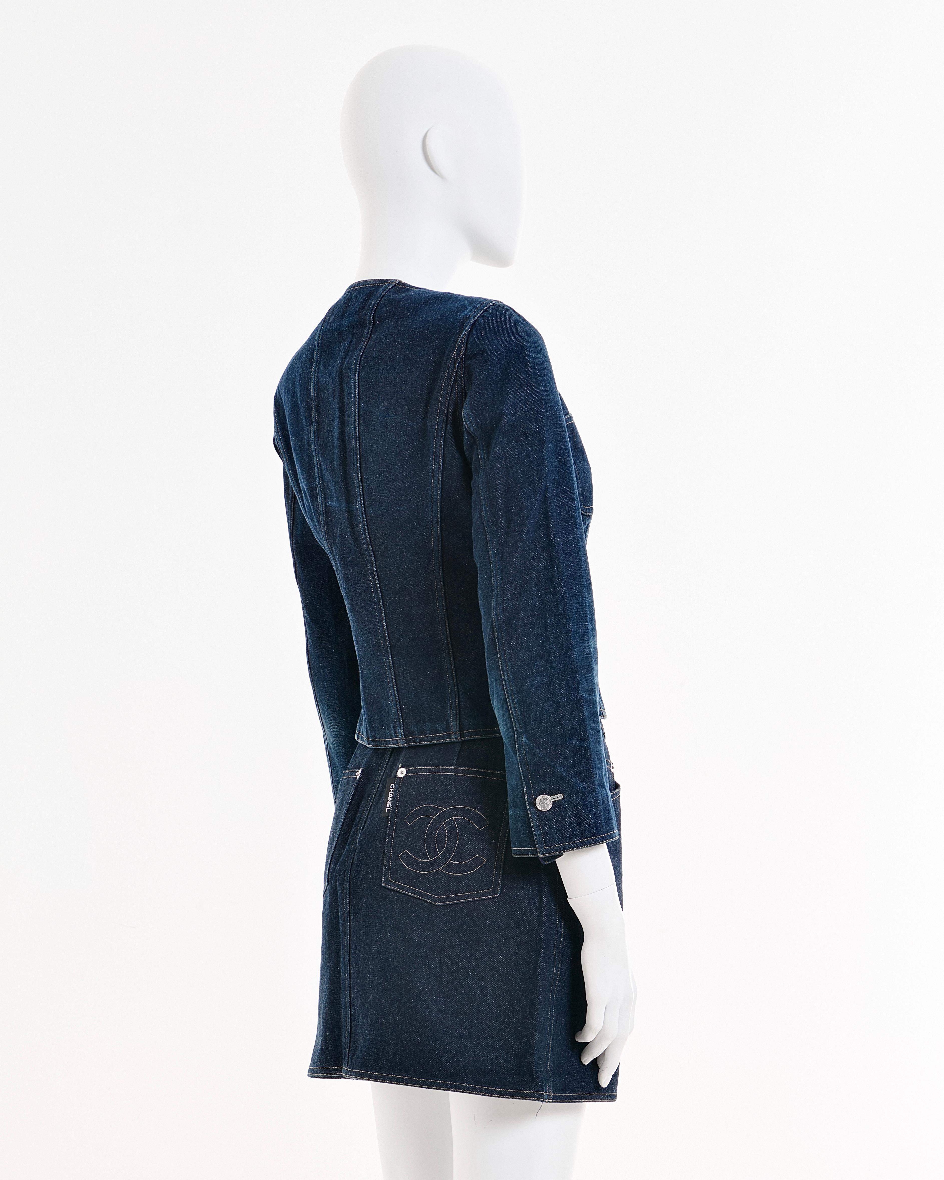 Chanel by Karl Lagerfeld S/S 1996 Blue denim indigo jacket and mini skirt set For Sale 4