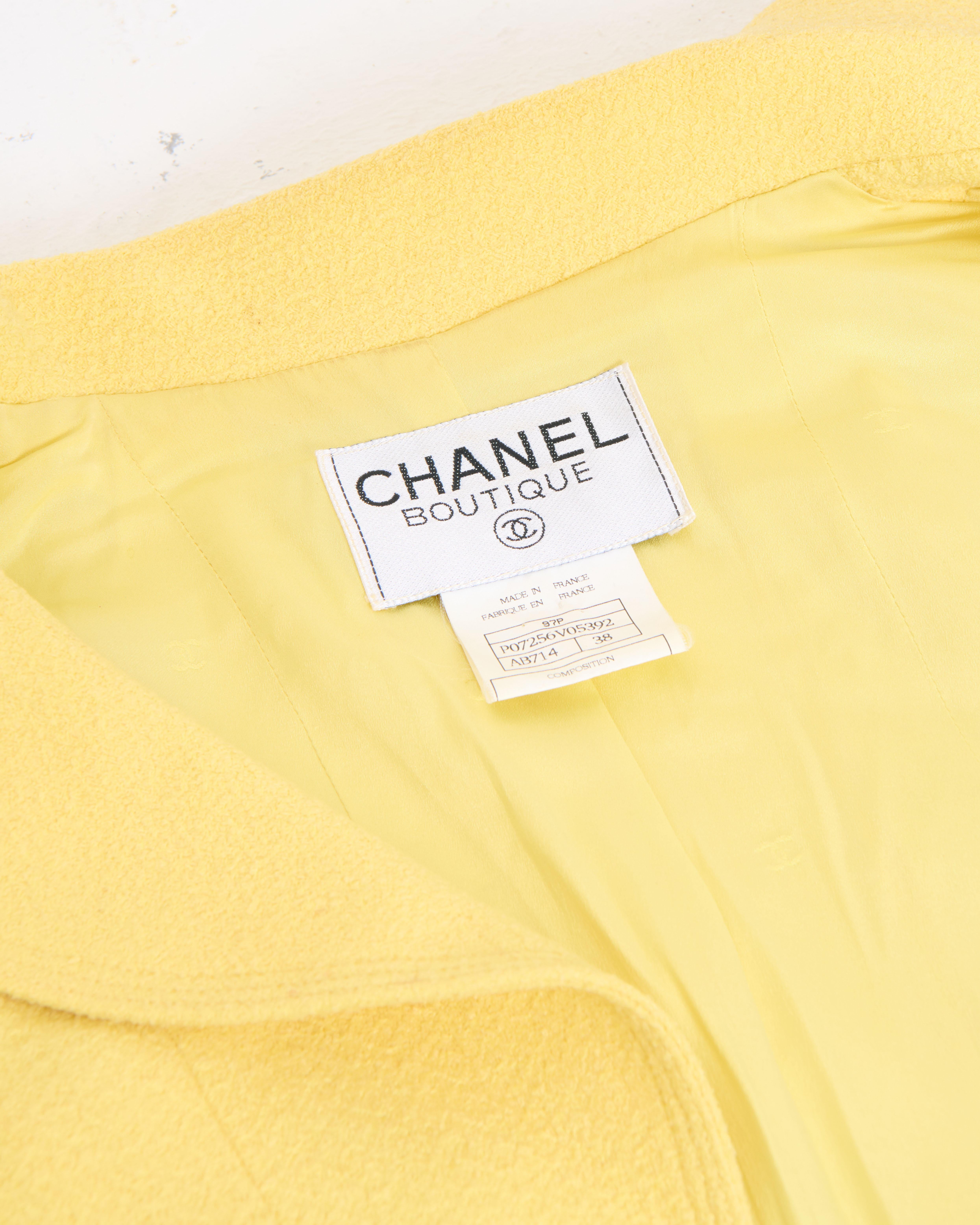 Chanel by Karl Lagerfeld S/S 1997 Yellow CC logo fitted jacket  For Sale 4