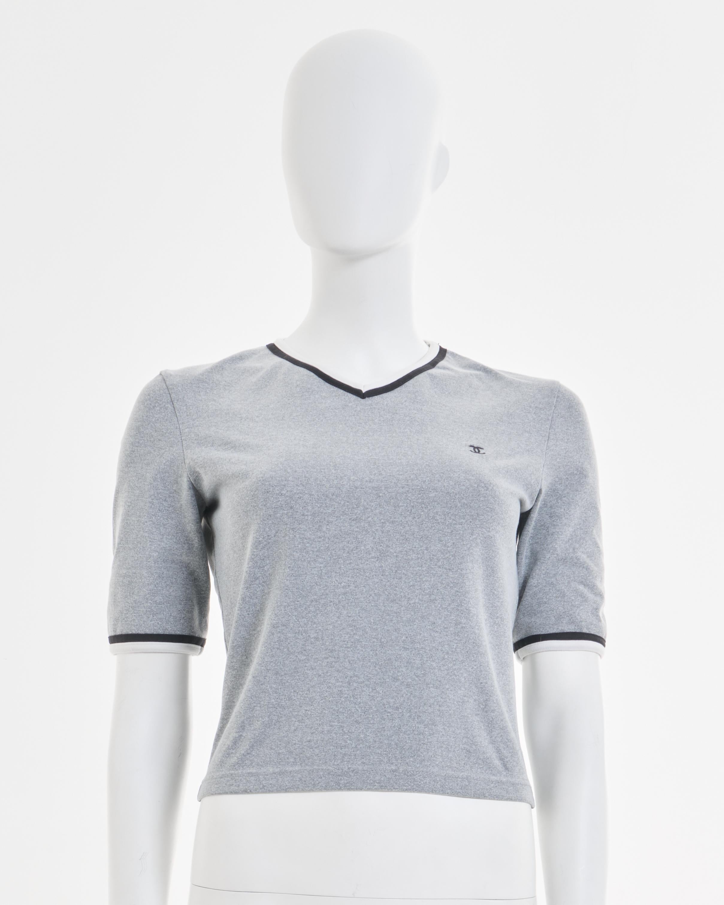 Chanel by Karl Lagerfeld S/S 1998 Grey Cotton Twin Set Jacket and T-Shirt For Sale 3