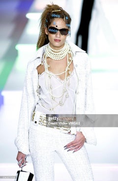Chanel by Karl Lagerfeld S/S 2001 Off-White bouclé shirt jacket and pants set