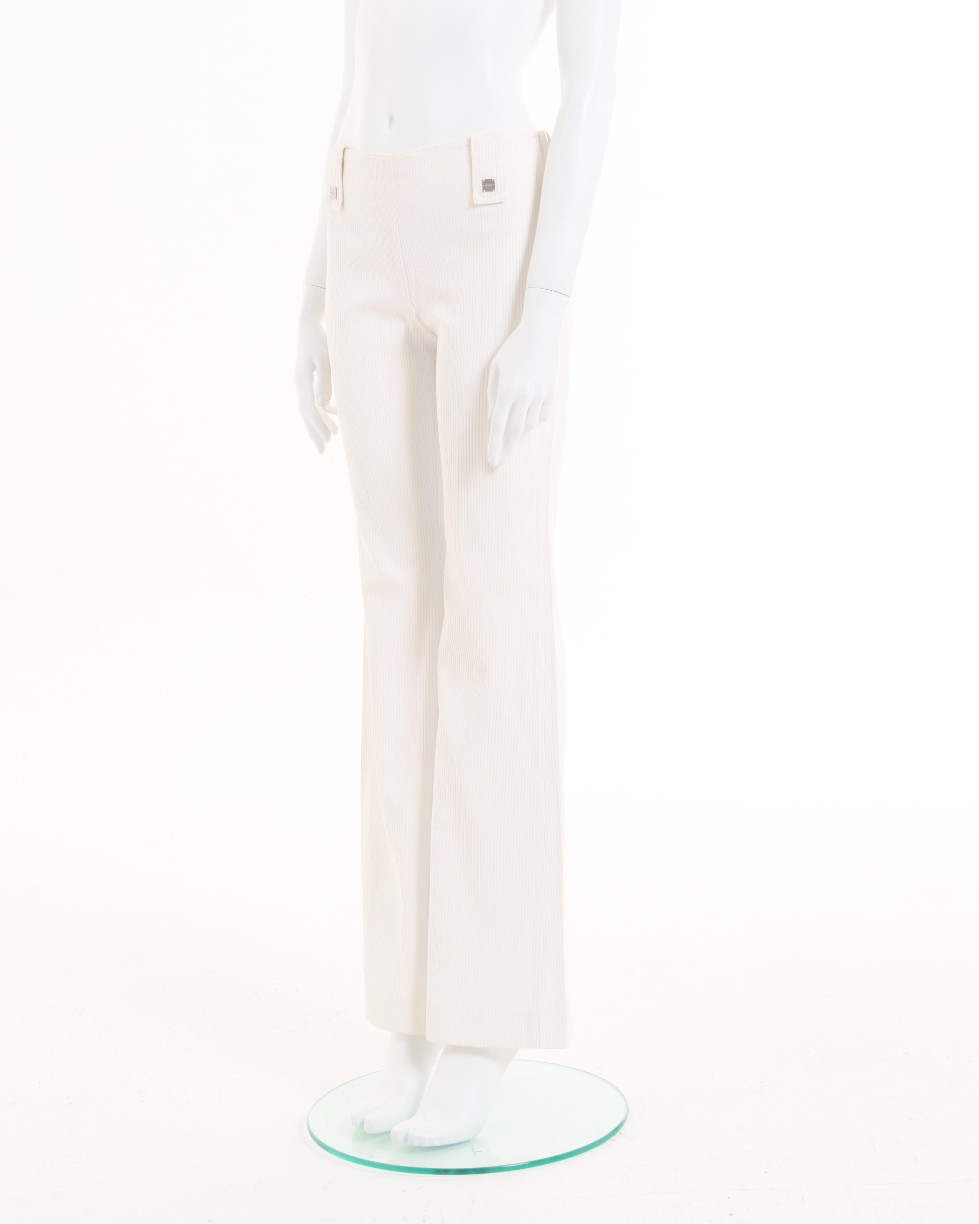 Gray Chanel by Karl Lagerfeld S/S 2001 Pantalon évasé à taille haute en côtes blanches en vente
