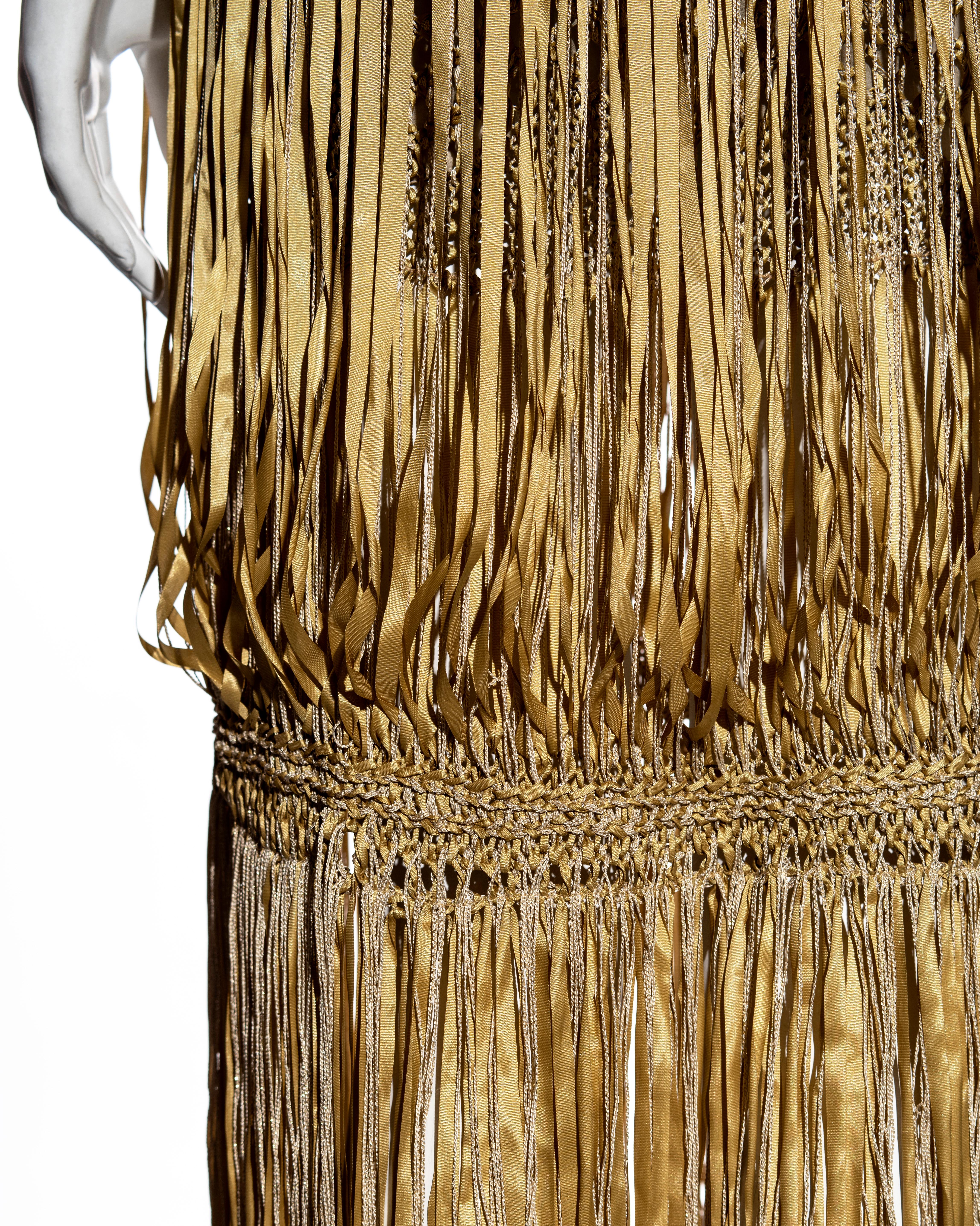 Robe Chanel par Karl Lagerfeld asymétrique en crochet de paille et ruban, printemps-été 2011 7