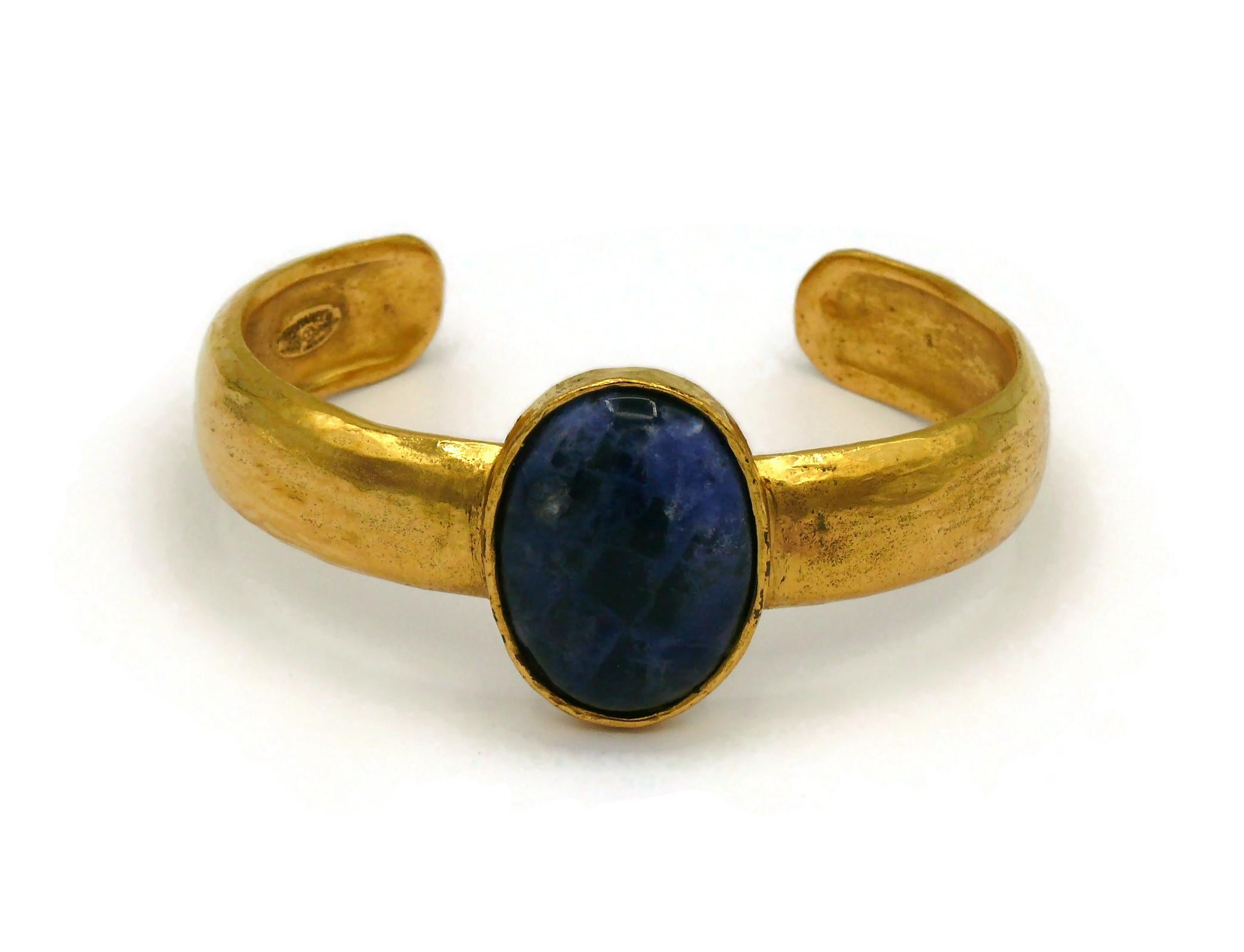 CHANEL by KARL LAGERFELD Vintage Gold Tone Blue Stone Bangle Bracelet, Fall 1996 In Good Condition For Sale In Nice, FR