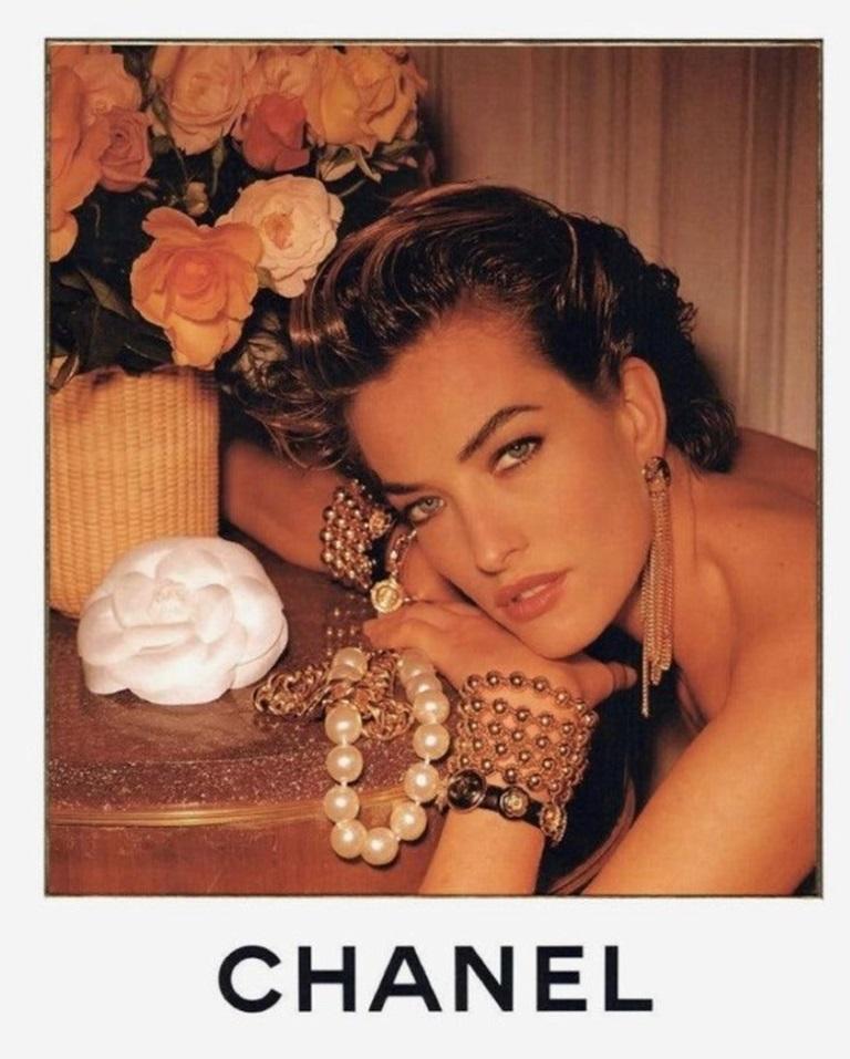 CHANEL by KARL LAGERFELD Vintage Gold Tone Metal Beads Cuff Bracelet, 1990 In Good Condition For Sale In Nice, FR