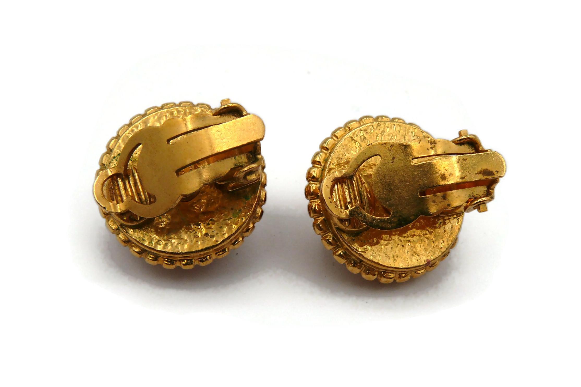 CHANEL by KARL LAGERFELD Vintage Gripoix CC Clip-On Earrings, 1997 For Sale 4