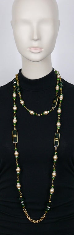 CHANEL by KARL LAGERFELD Vintage GRIPOIX Necklace, Fall 1993