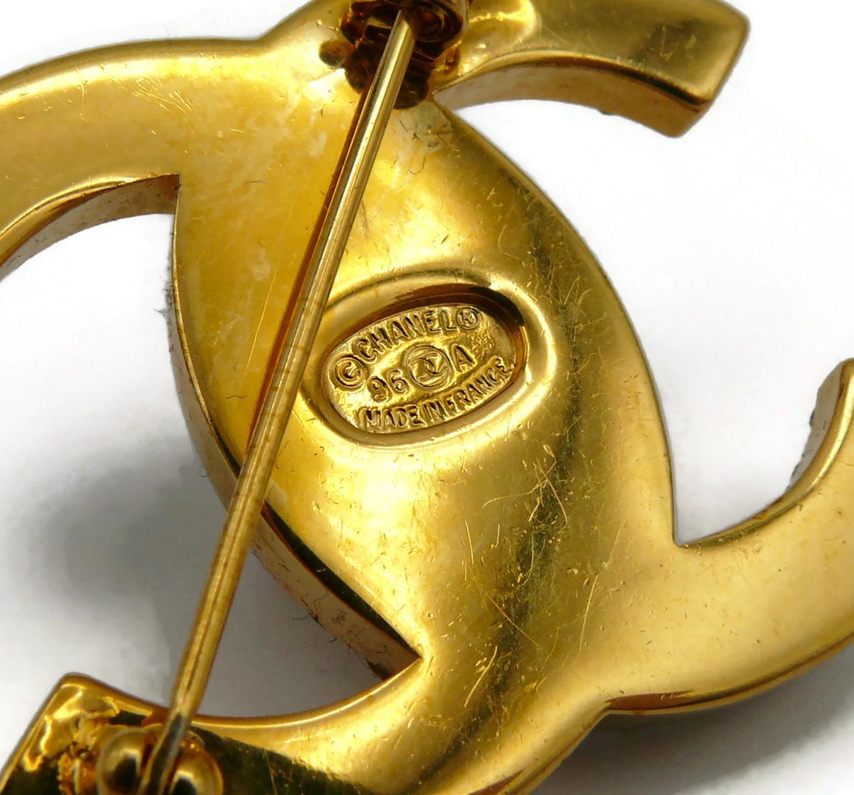 CHANEL by KARL LAGERFELD Vintage Jewelled CC Turn Lock Brooch, Fall 1996 For Sale 5