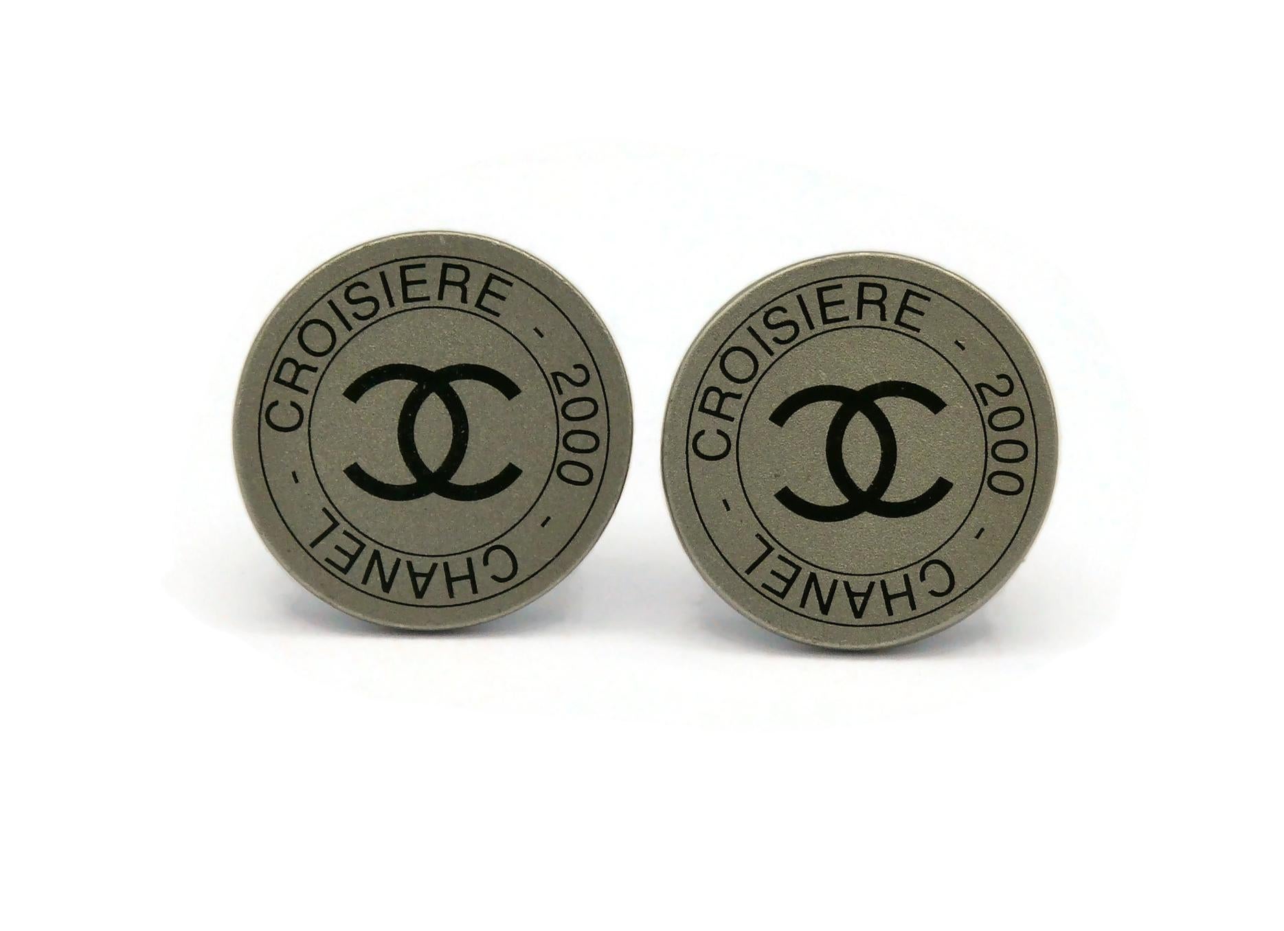 CHANEL by KARL LAGERFELD Vintage Silver Tone Croisière 2000 CC Clip On Earrings Pour femmes en vente