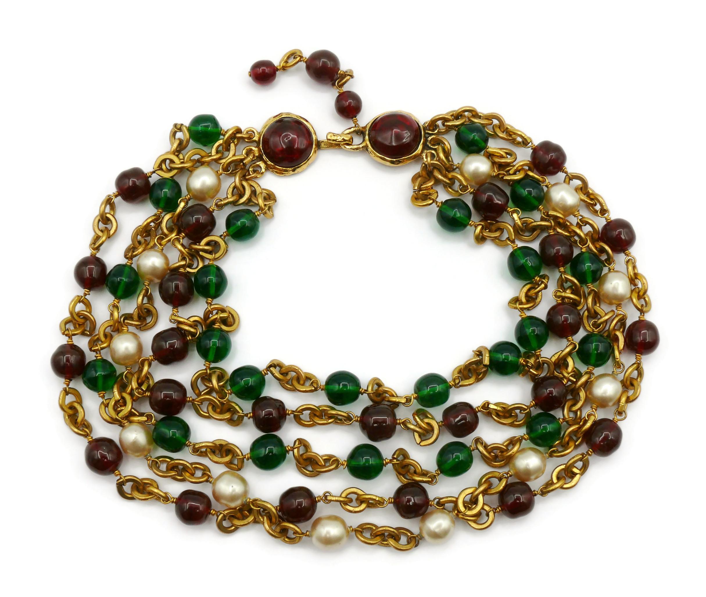 CHANEL by KARL LAGERFELD Vintage Triple Strand GRIPOIX Necklace, 1988 In Good Condition For Sale In Nice, FR