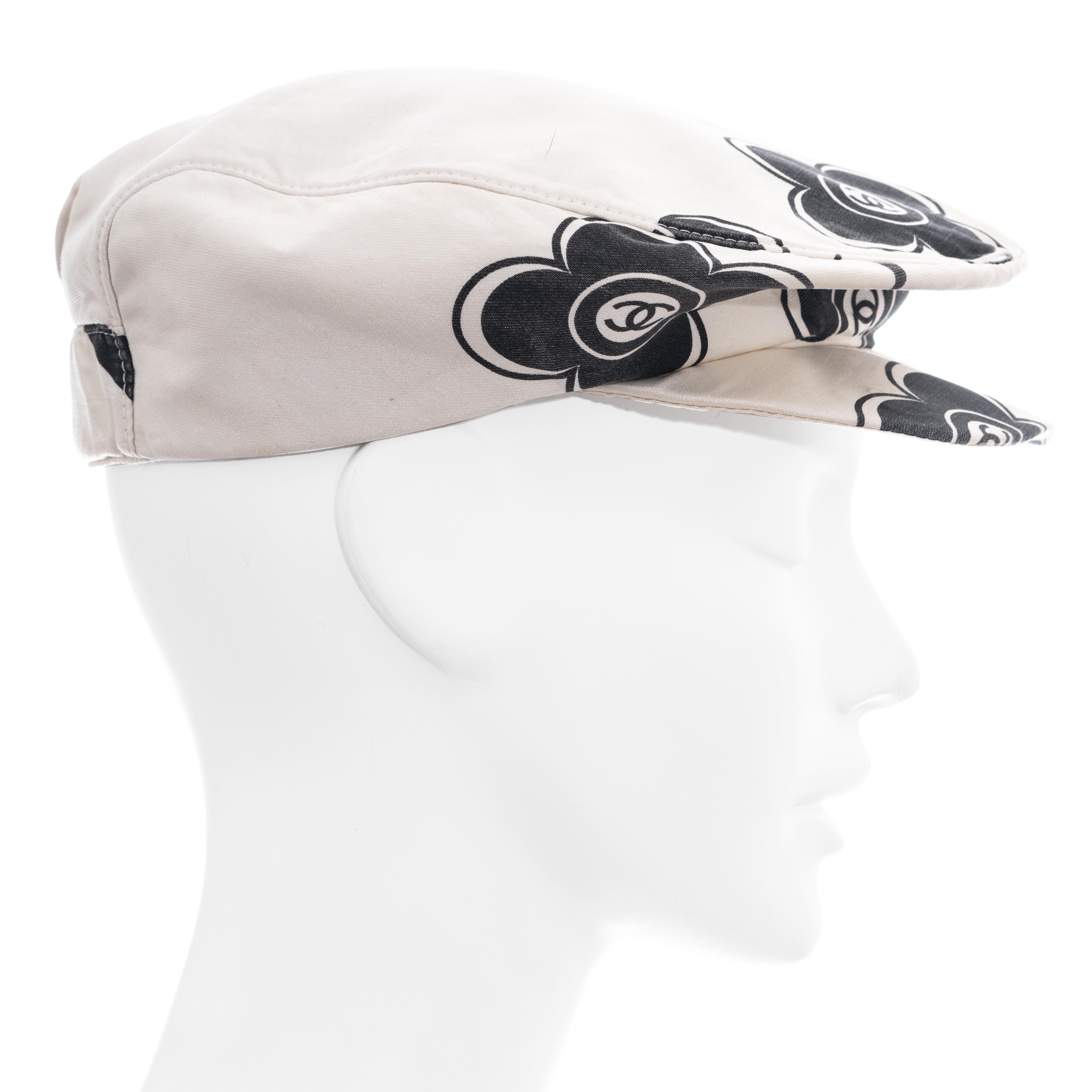 Gray Chanel by Karl Lagerfeld white and black silk flat cap, ss 2002  For Sale