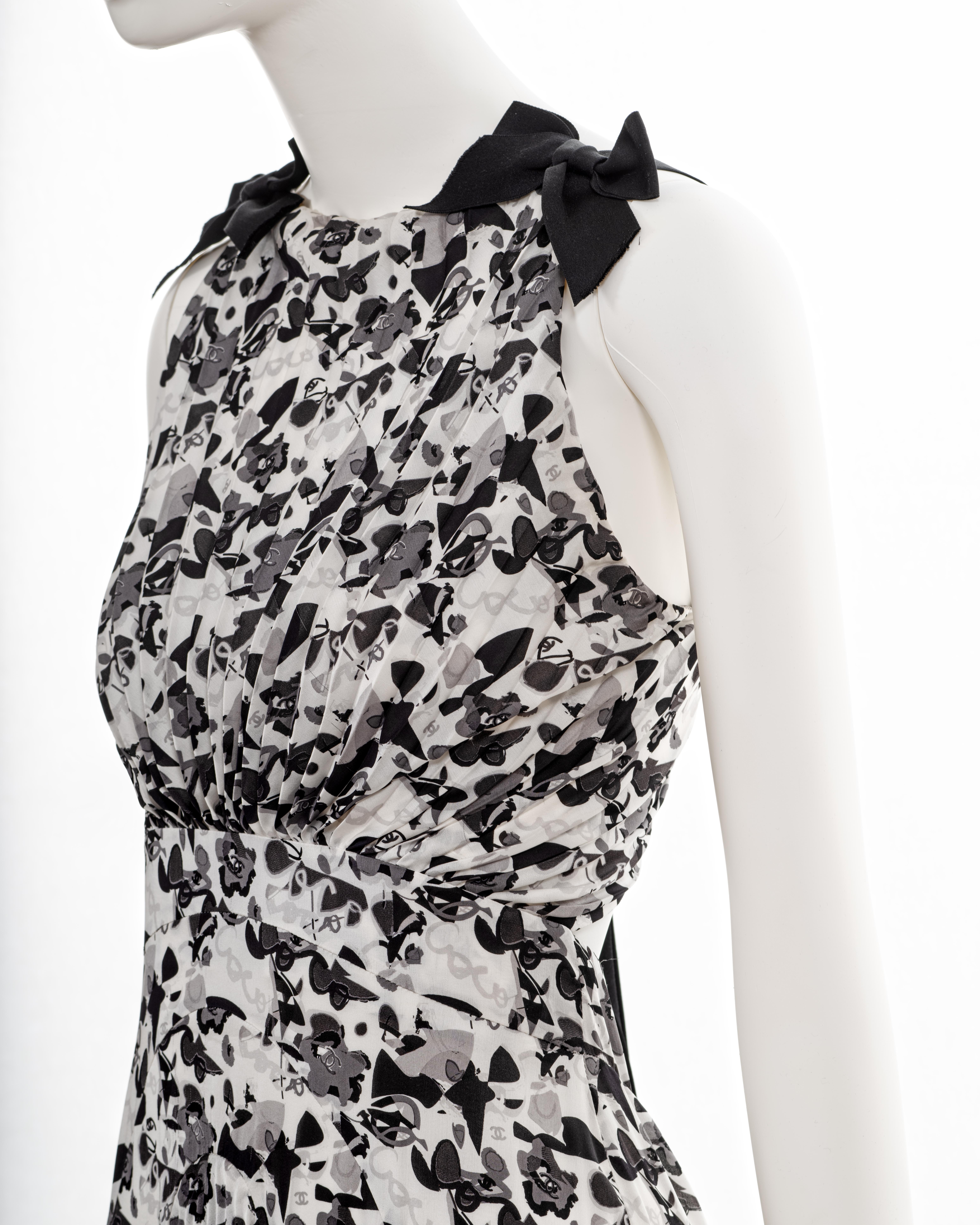 Chanel by Karl Lagerfeld white printed silk evening dress with bows, ss 2005  For Sale 7