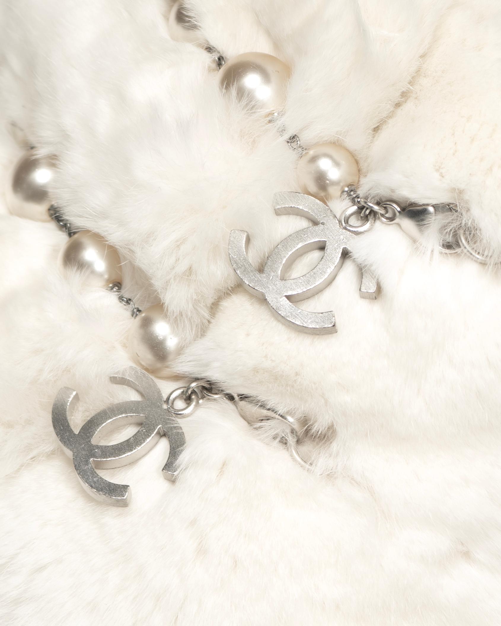 Chanel by Karl Lagerfeld White Rabbit Fur Collar and Cuffs, fw 2003 For Sale 6