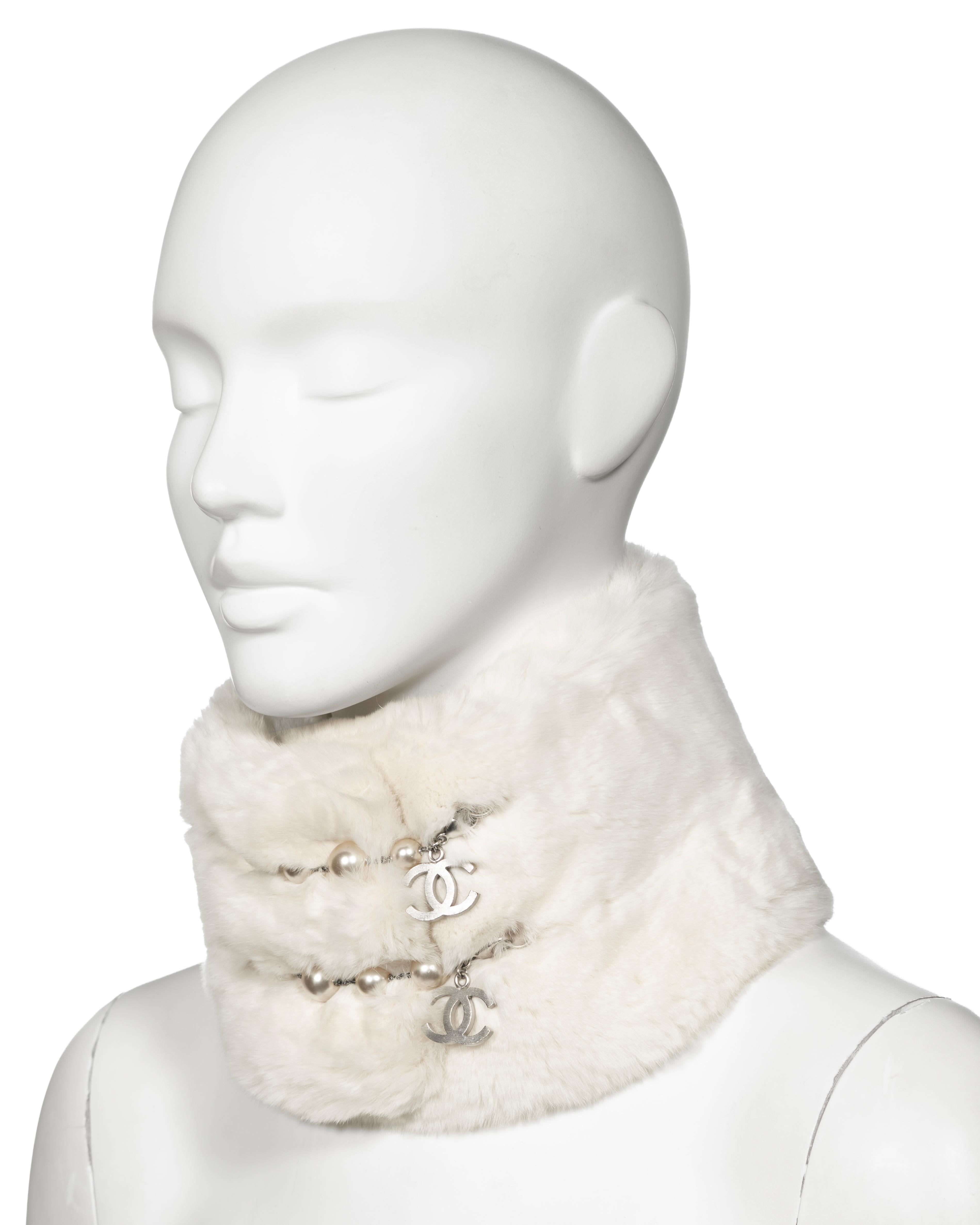 Chanel by Karl Lagerfeld White Rabbit Fur Collar and Cuffs, fw 2003 For Sale 3