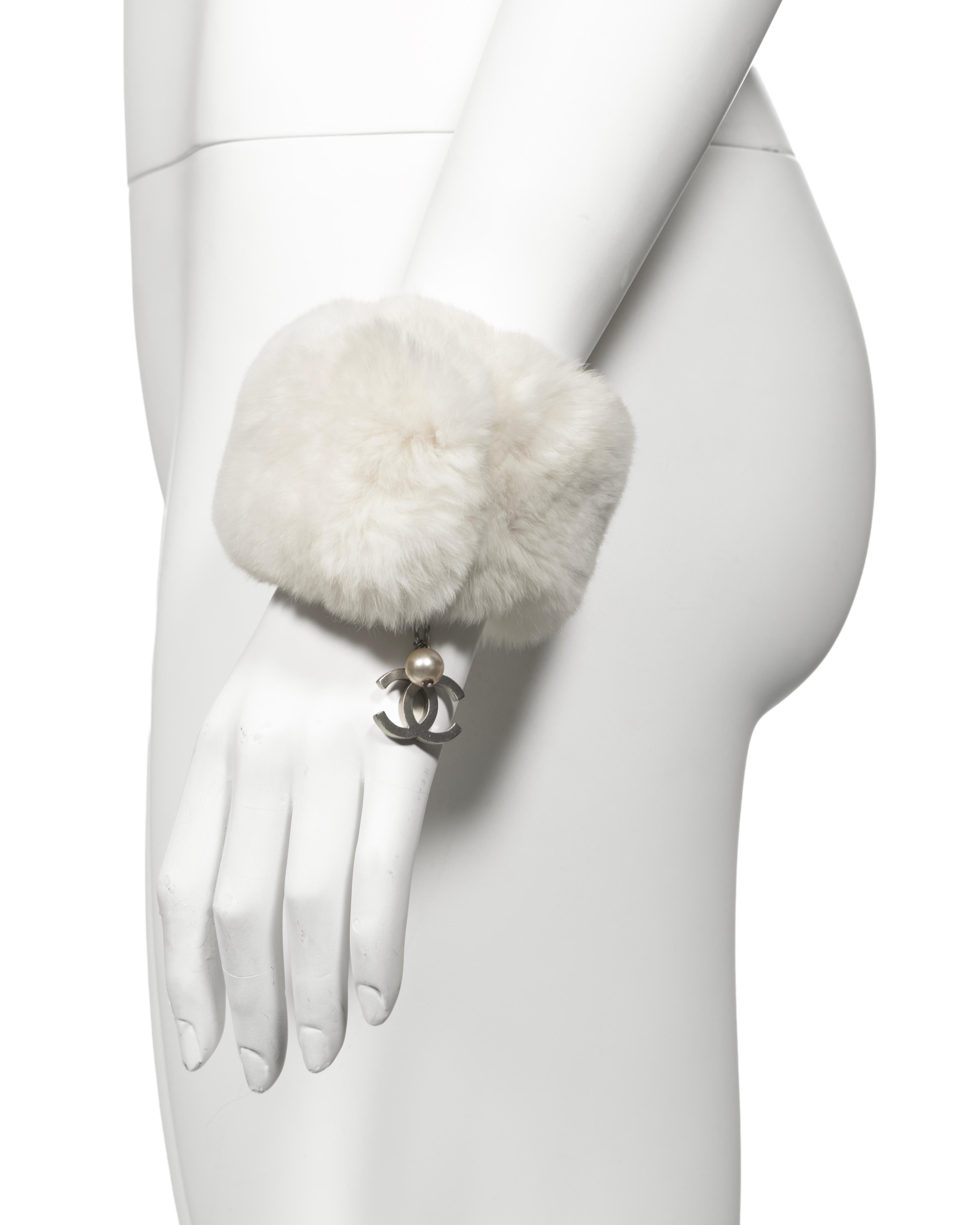 Chanel by Karl Lagerfeld White Rabbit Fur Collar and Cuffs, fw 2003 For Sale 5