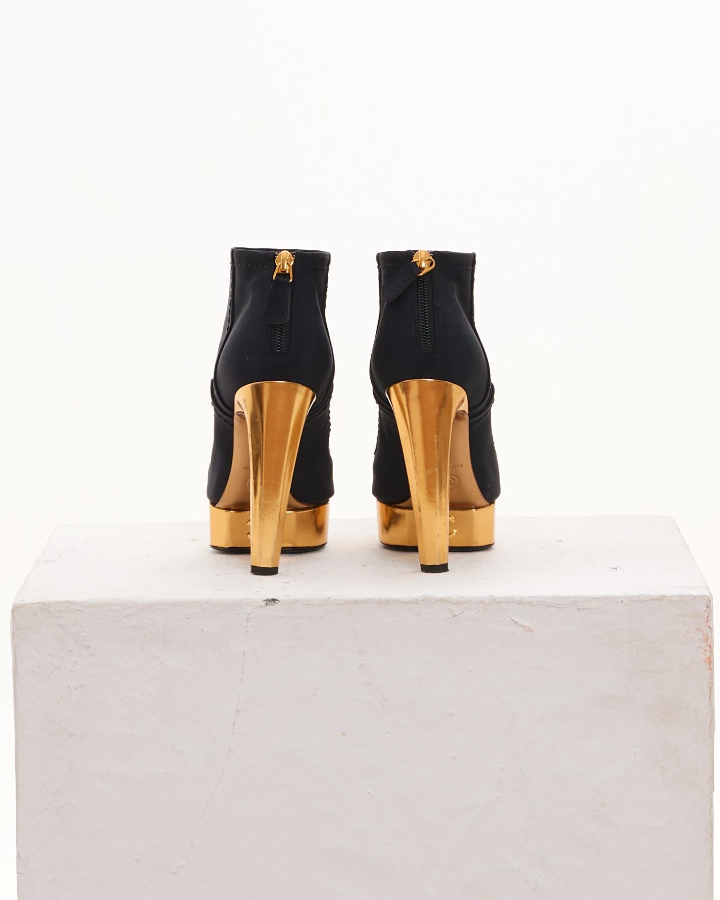 Chanel by Karl Lagerfield Black and gold ankle platform heeled boots In Excellent Condition For Sale In Milano, IT
