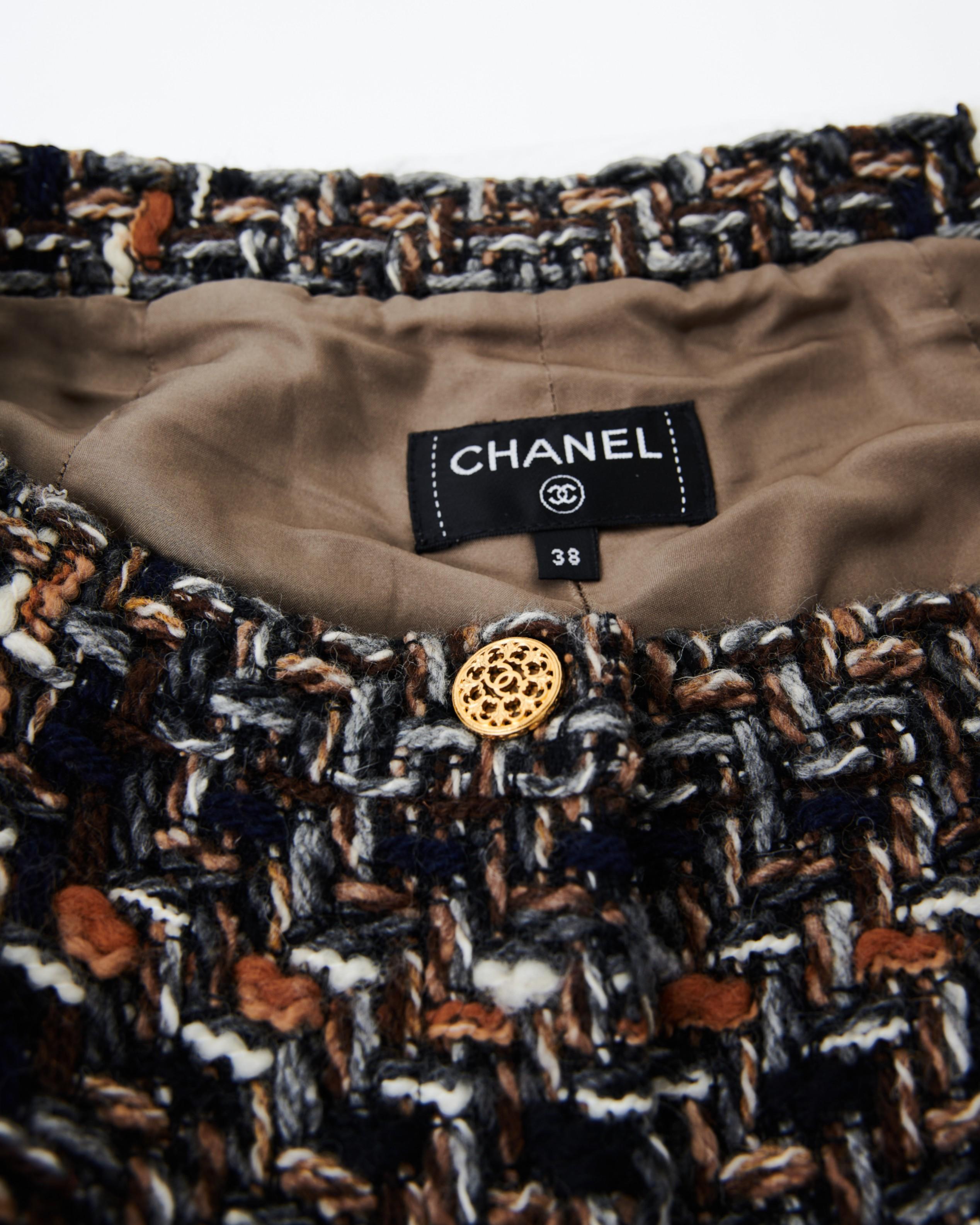 Chanel by Karl Lagerfield Pre-Fall 2016 Tweed Set Jacket Pants Skirt and Hermes in vendita 14
