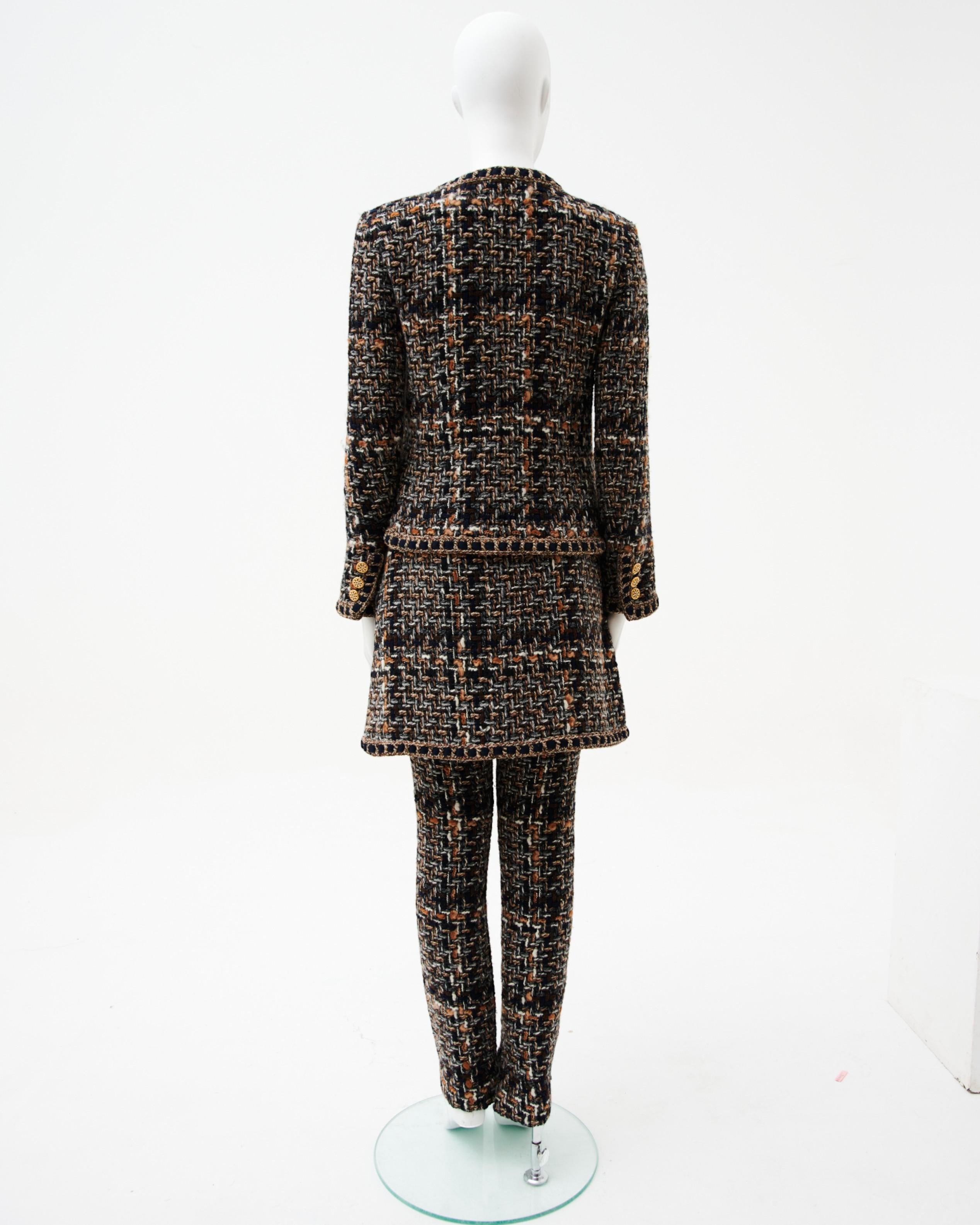 Chanel by Karl Lagerfield Pre-Fall 2016 Tweed Set Jacket Pants Skirt and Hermes in vendita 1