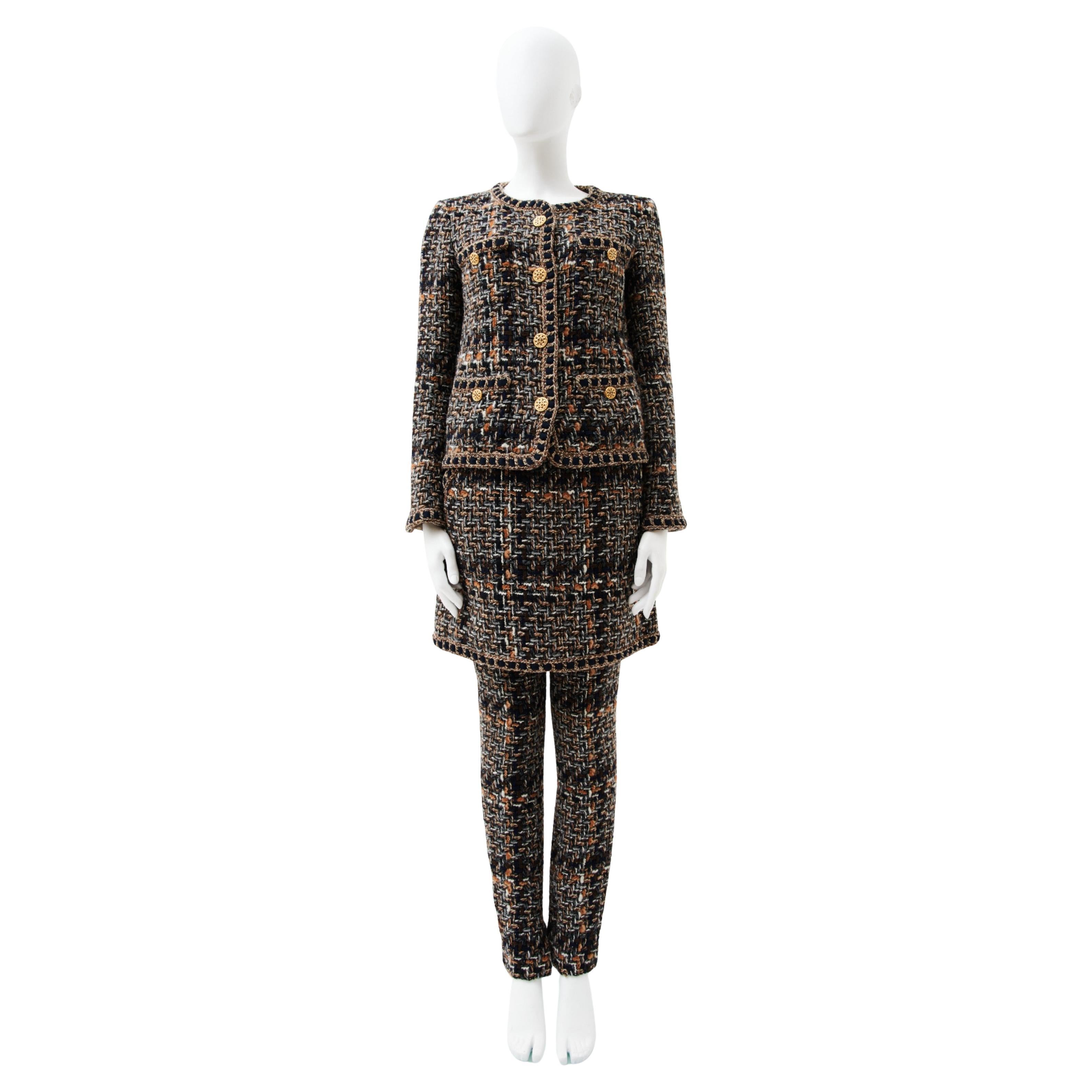 What is Chanel tweed made out of?