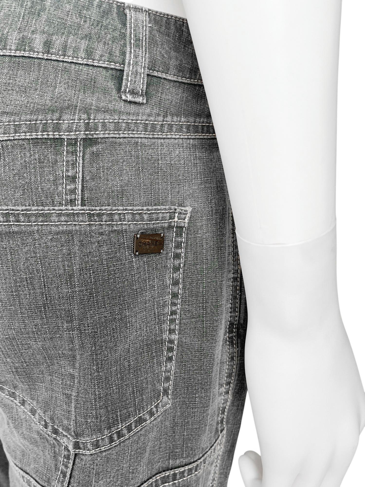 Chanel by Karl Lagerfield S/S 2003 Grey Bootcut Jeans en vente 3