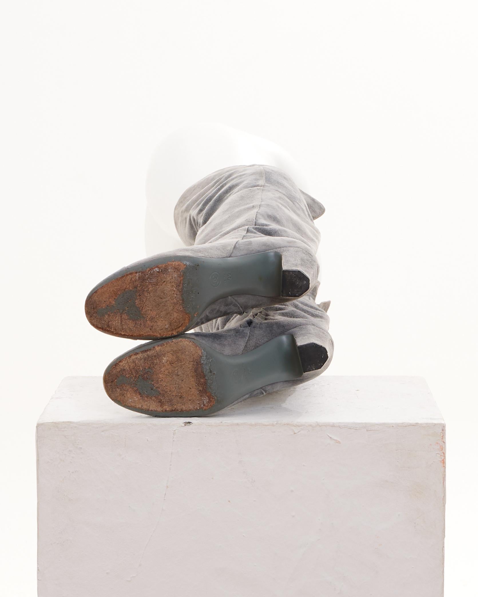 Chanel by Karl Lagerfield Suede High Brown Boots 39 In Excellent Condition For Sale In Milano, IT