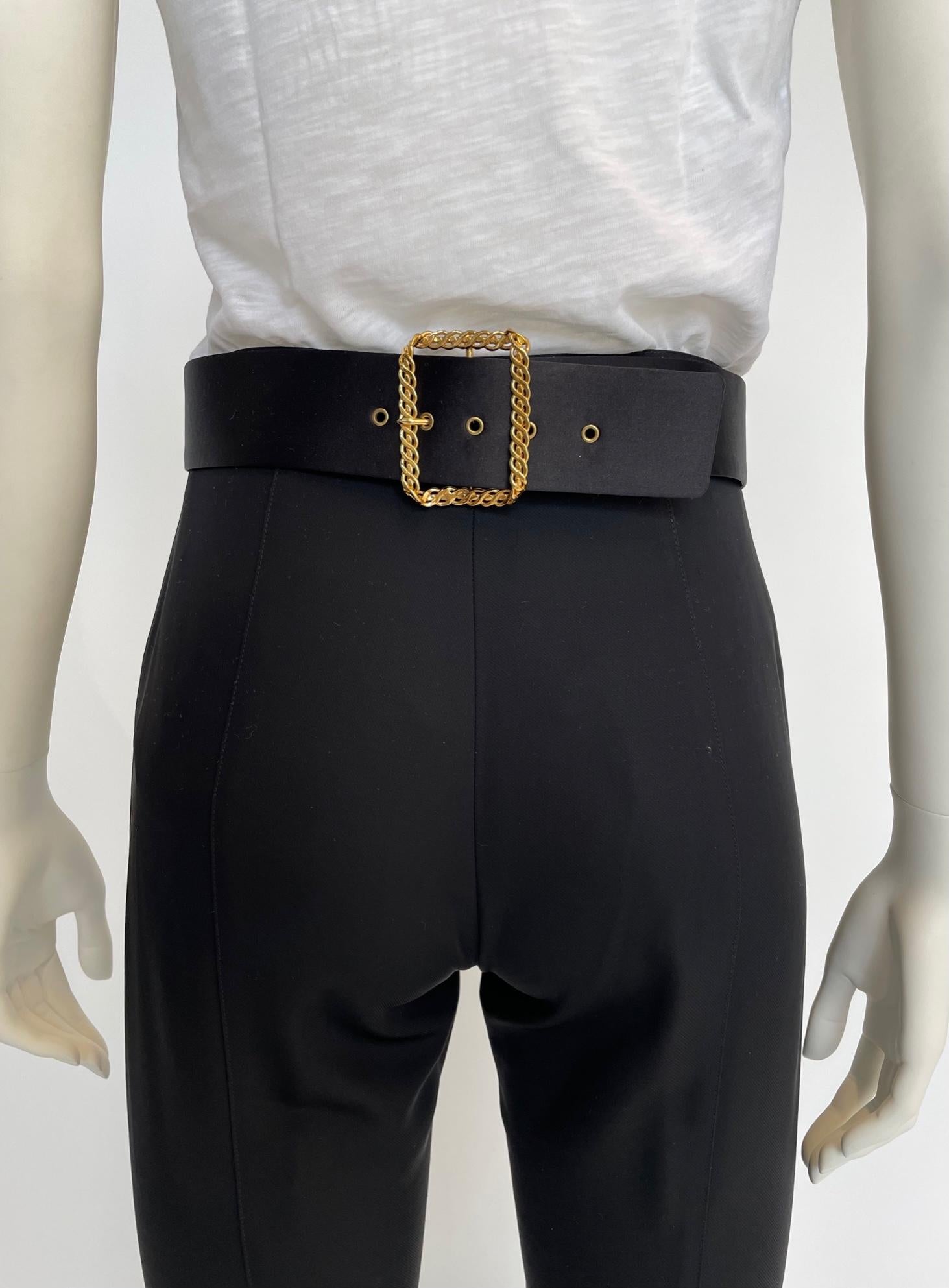 Chanel By Lagerfeld Silk Bow-Embellished Chainlink Coin Charm Waist Belt, FW1995 For Sale 4