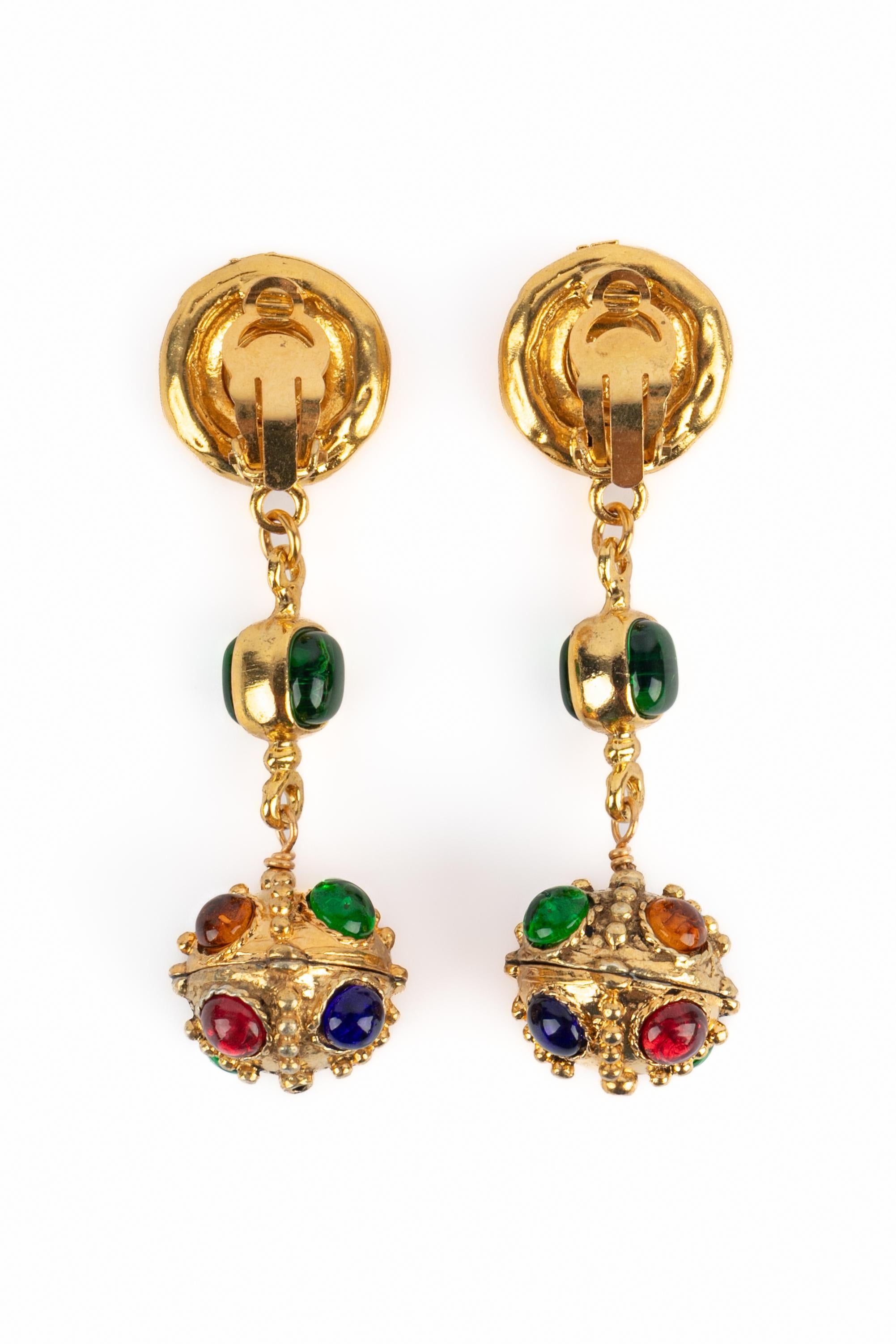 Boucles d'oreilles byzantines Chanel Pour femmes en vente