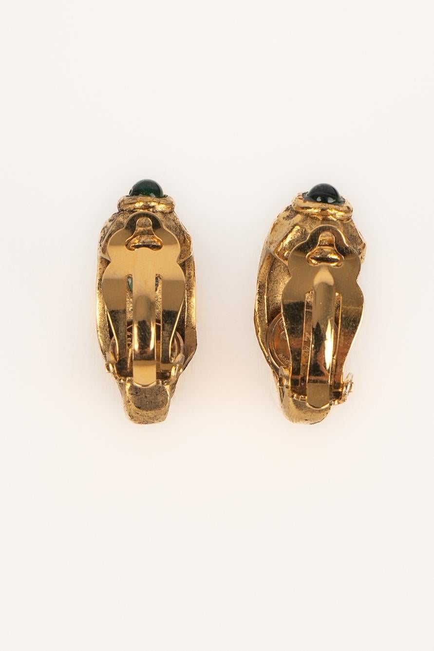 Boucles d'oreilles byzantines Chanel en vente 1