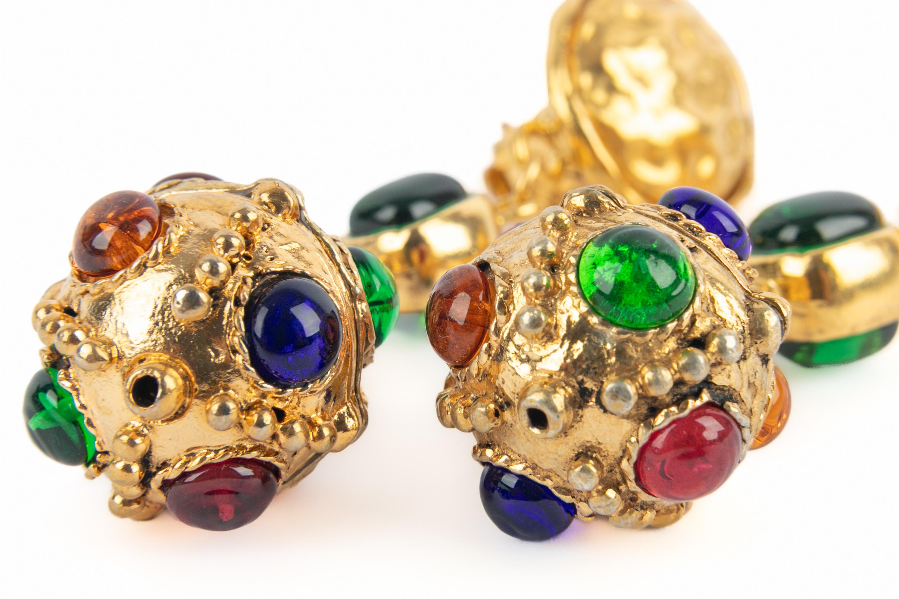 Boucles d'oreilles byzantines Chanel en vente 1