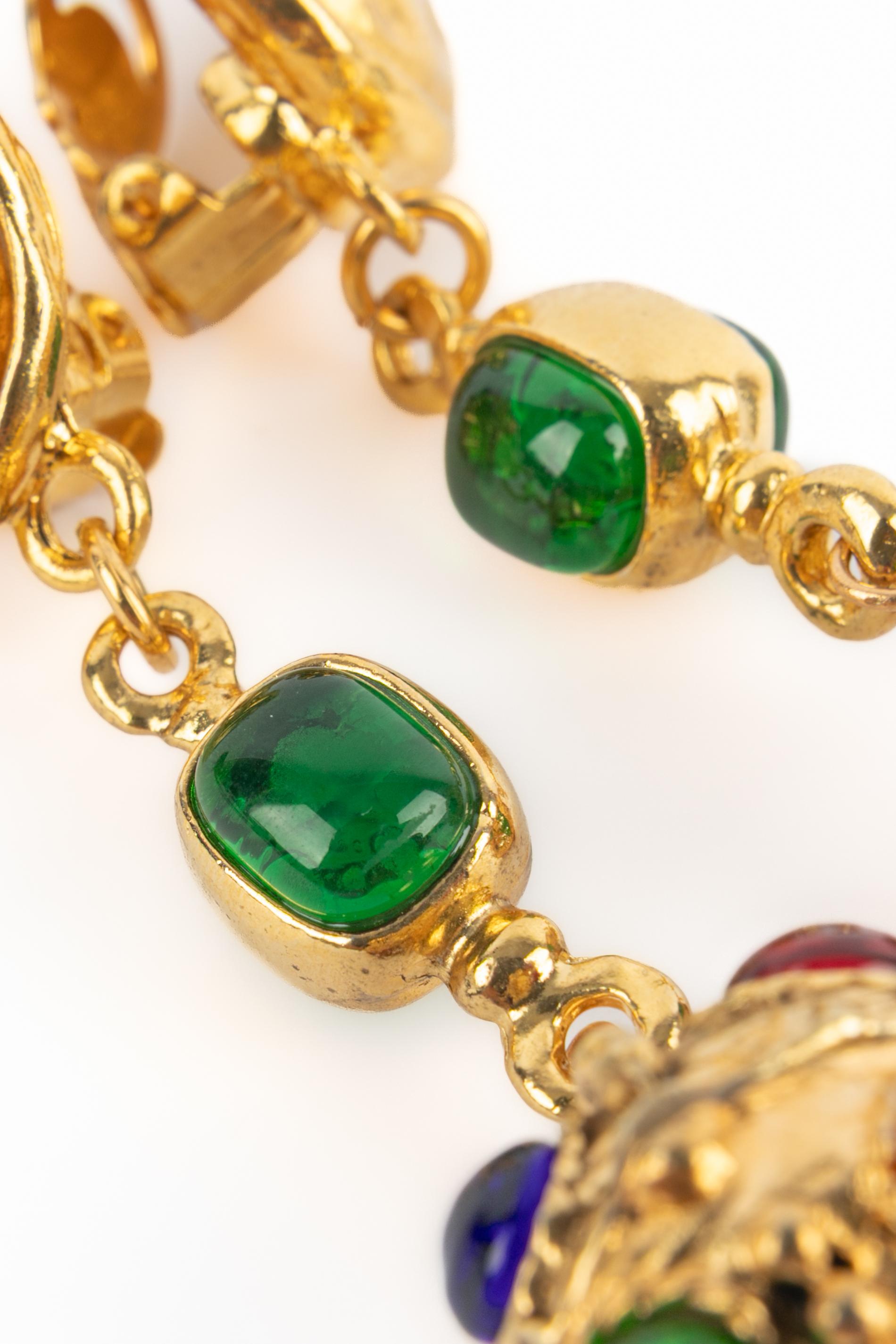 Boucles d'oreilles byzantines Chanel en vente 3