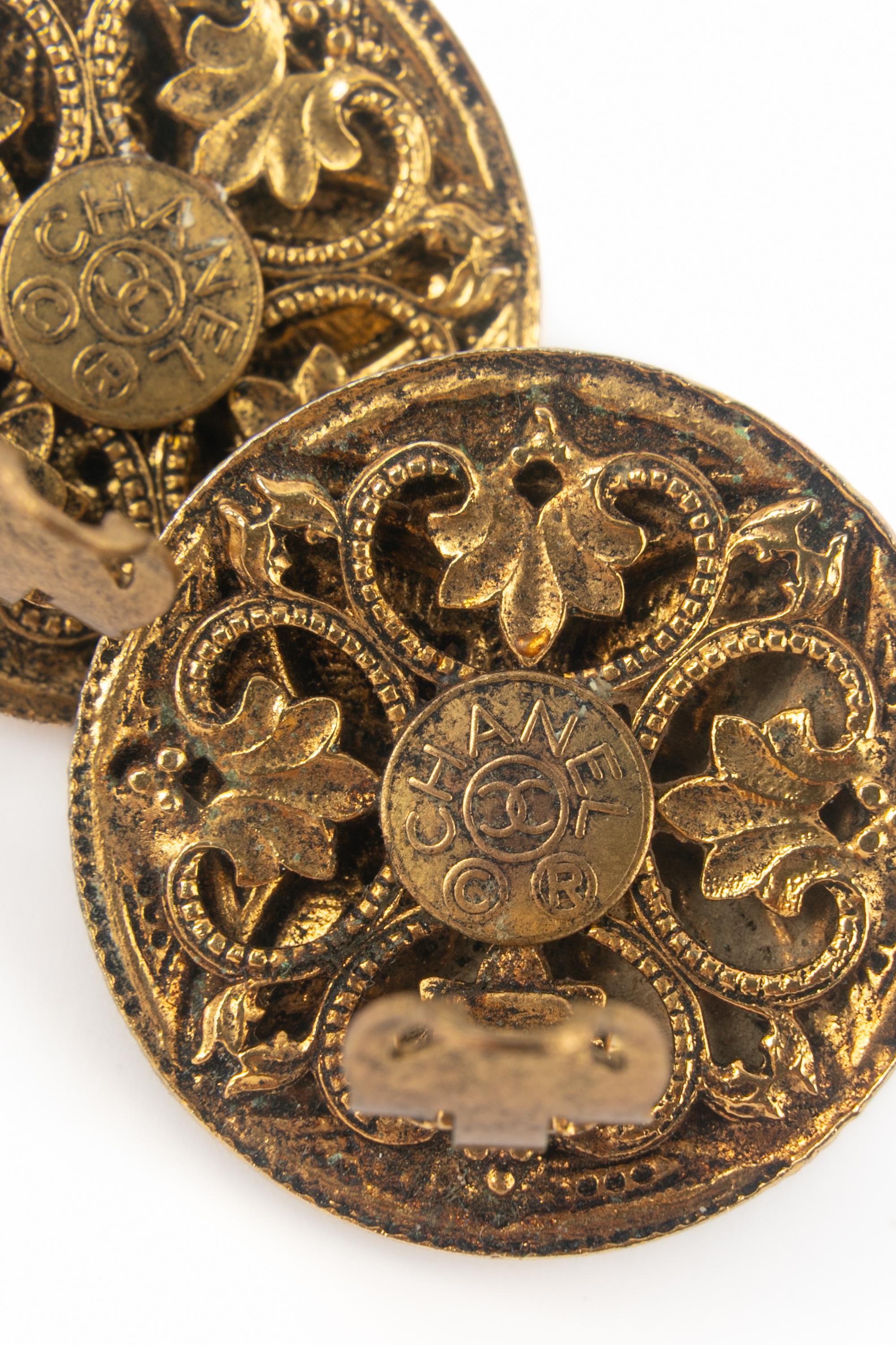 Orecchini bizantini Chanel in vendita 3