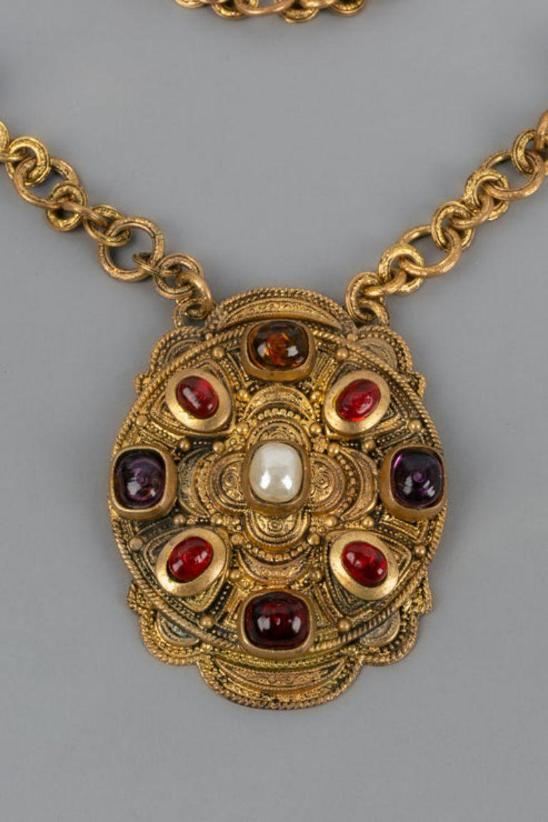 Women's Chanel Byzantine Necklace in Gilded Metal and Glass Paste
