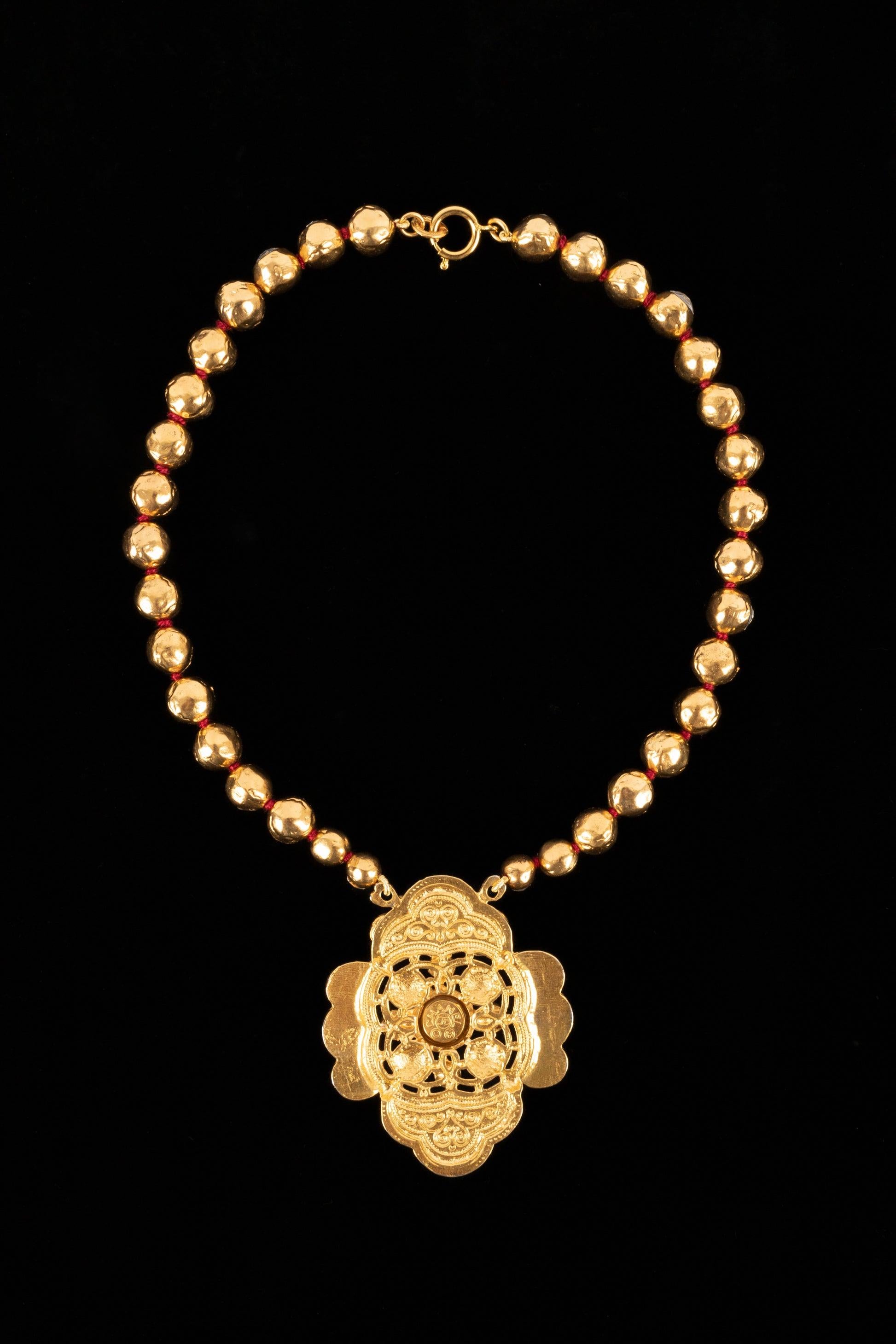 Chanel Byzantine Necklace with Glass Paste and Rhinestones In Excellent Condition For Sale In SAINT-OUEN-SUR-SEINE, FR