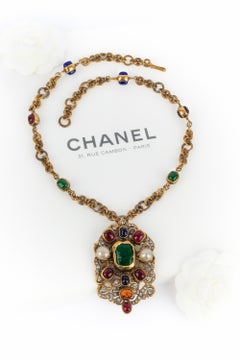 Chanel byzantine pendant necklace 1984