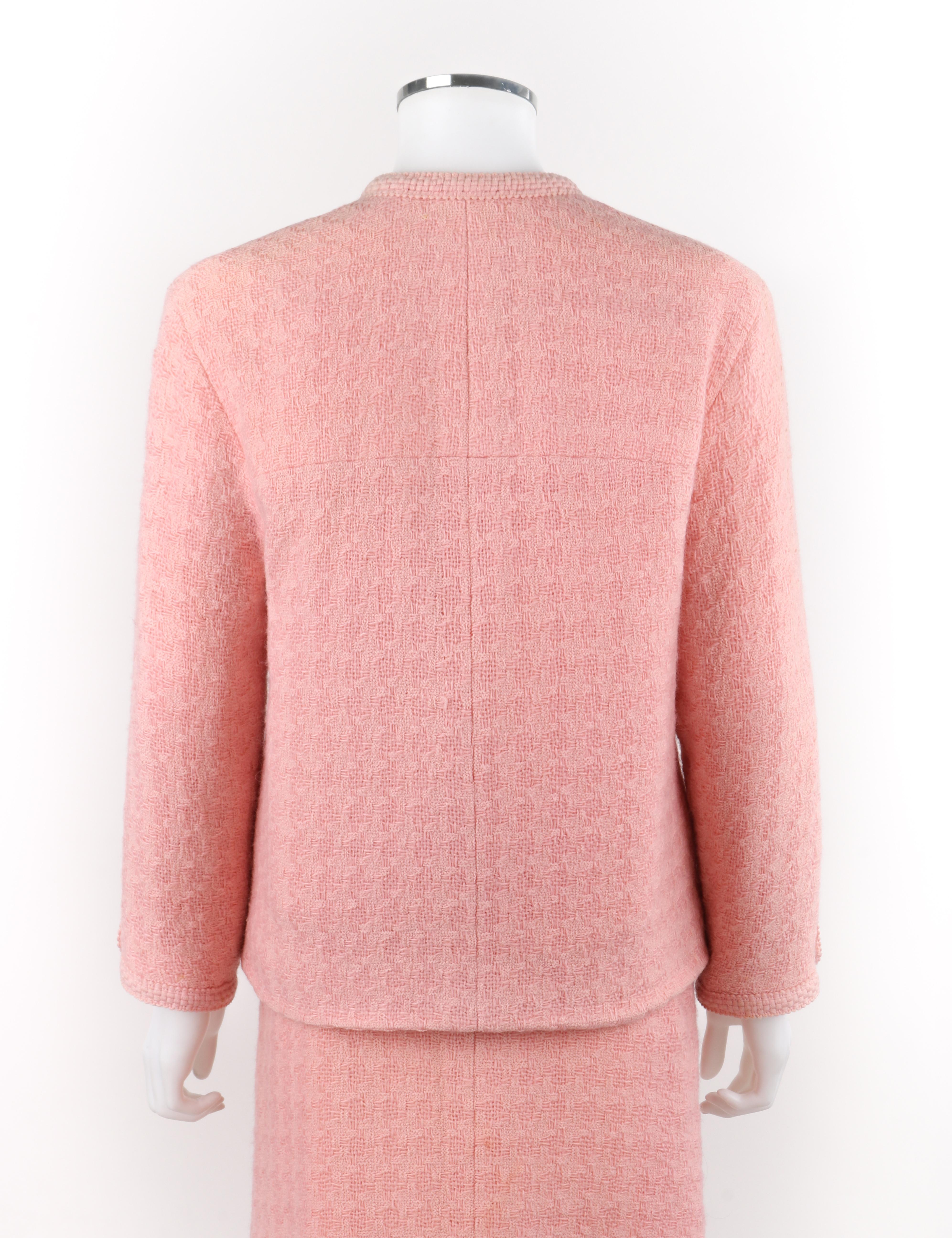 CHANEL c.1980''s 2pc Pink Gold Button-Up Tweed Woven Trim Trim Set Jacket Skirt Suit Set en vente 1
