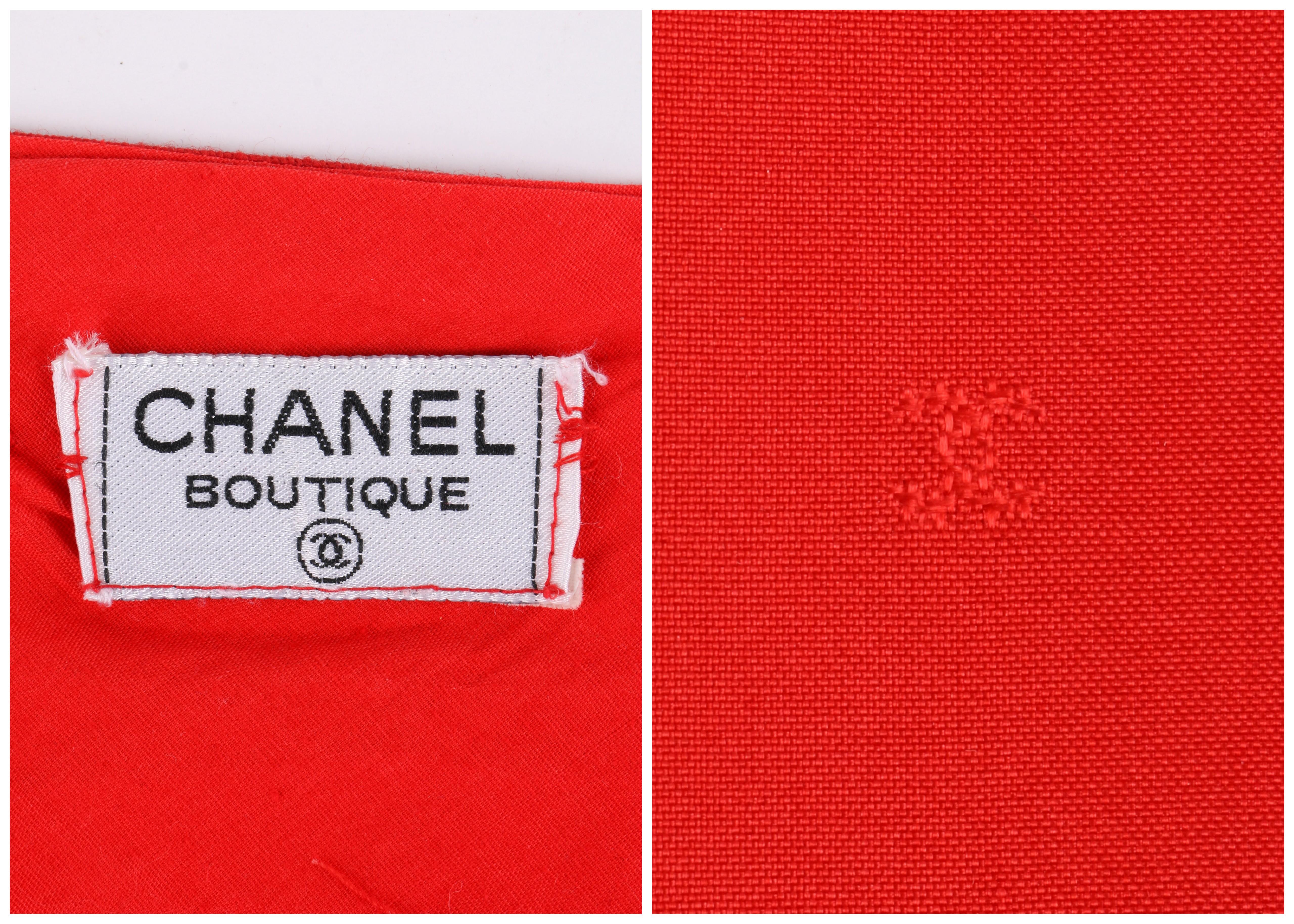 CHANEL c.1980’s Red Silk Classic Pleated Skirt In Good Condition In Thiensville, WI