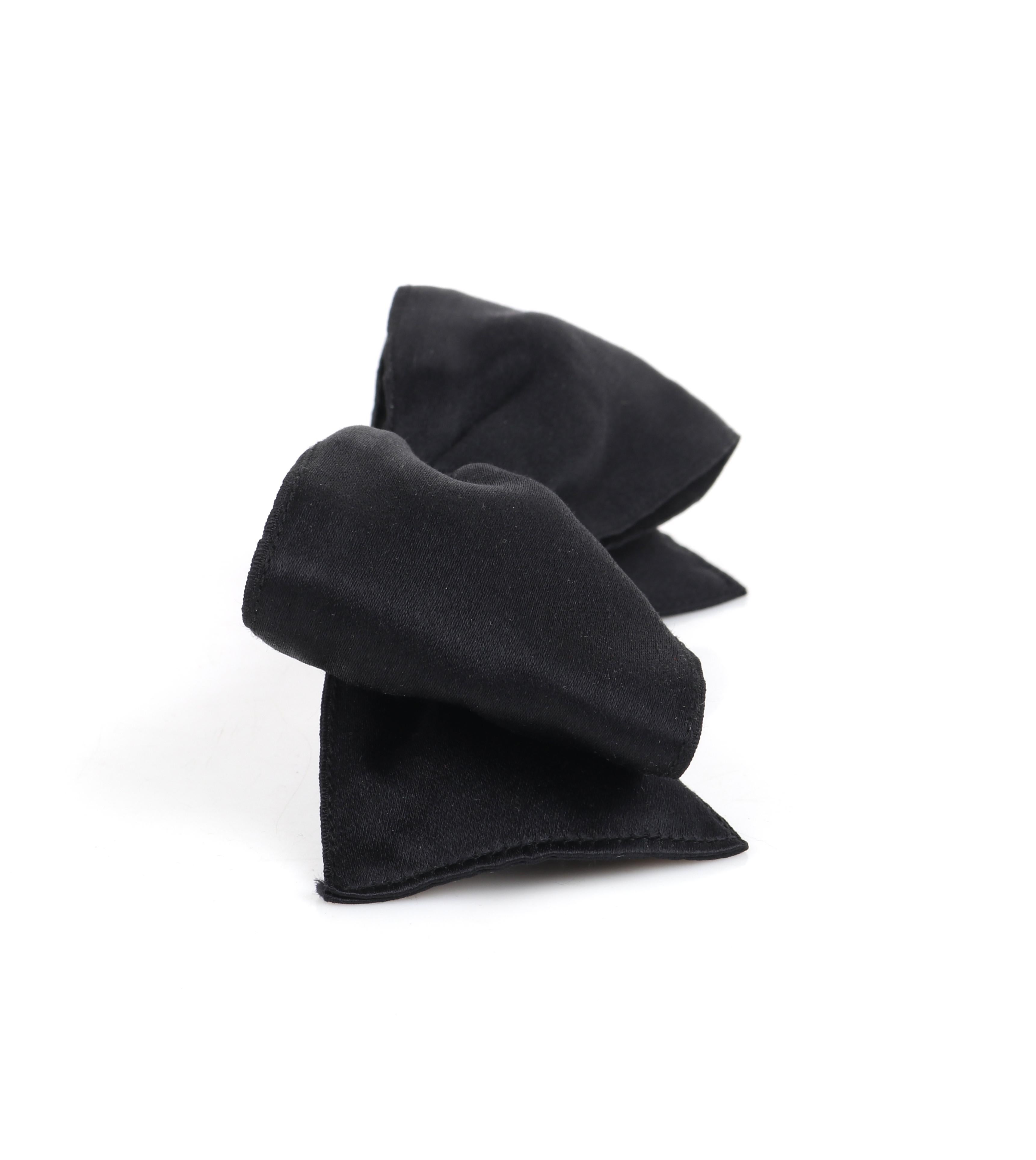 CHANEL c.1980's Vtg Negro Satinado Plata Pasador Gran Lazo Accesorio para el Pelo en venta 1