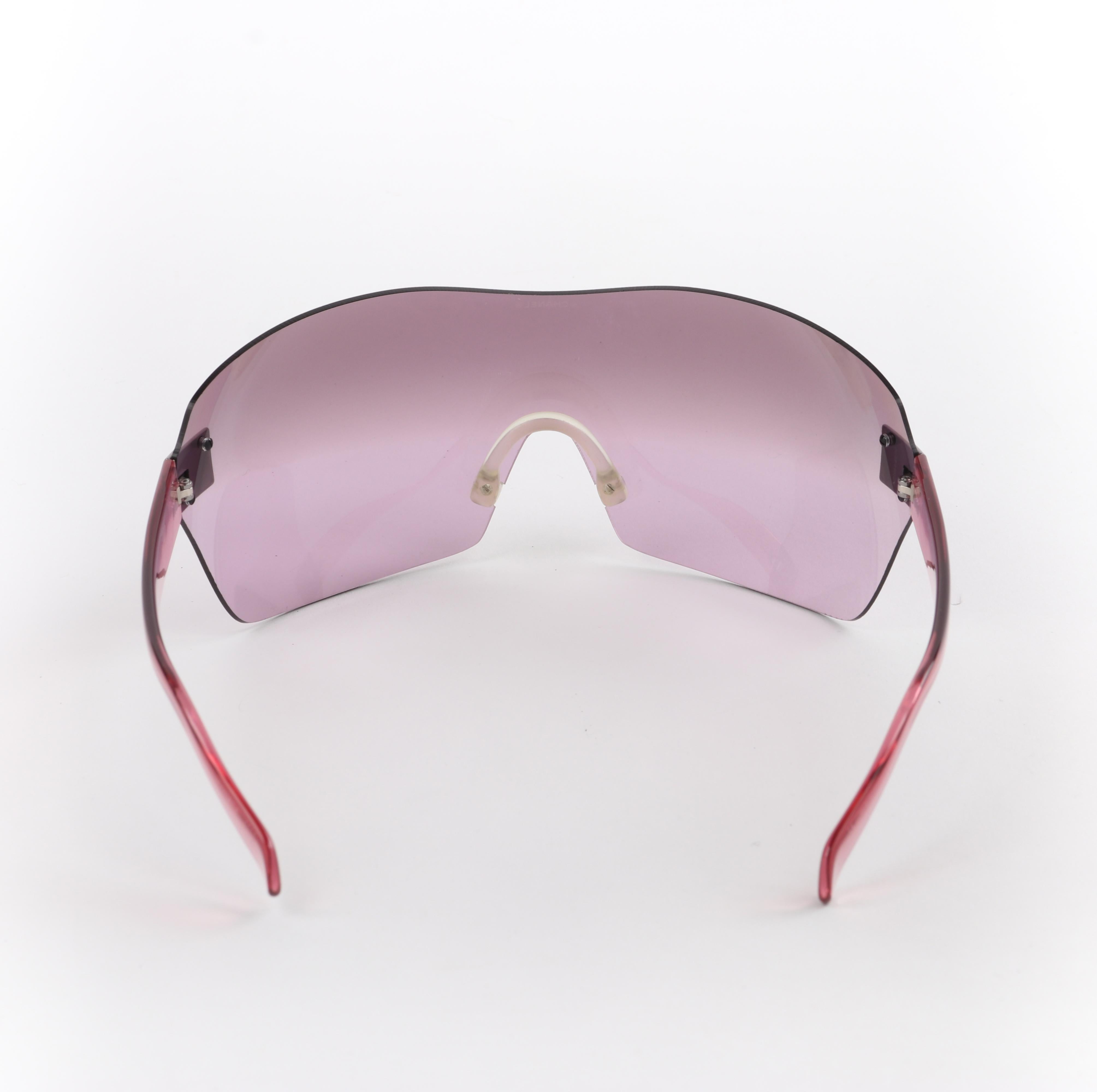 CHANEL c.2000’s Pink Translucent CC Logo Shield Rimless Sunglasses 4111 w/Box In Good Condition In Thiensville, WI