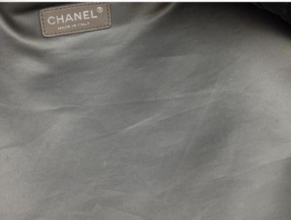 Chanel Cabas Hobo Quilted Patchwork 219129 Black Leather Shoulder Bag For Sale 3