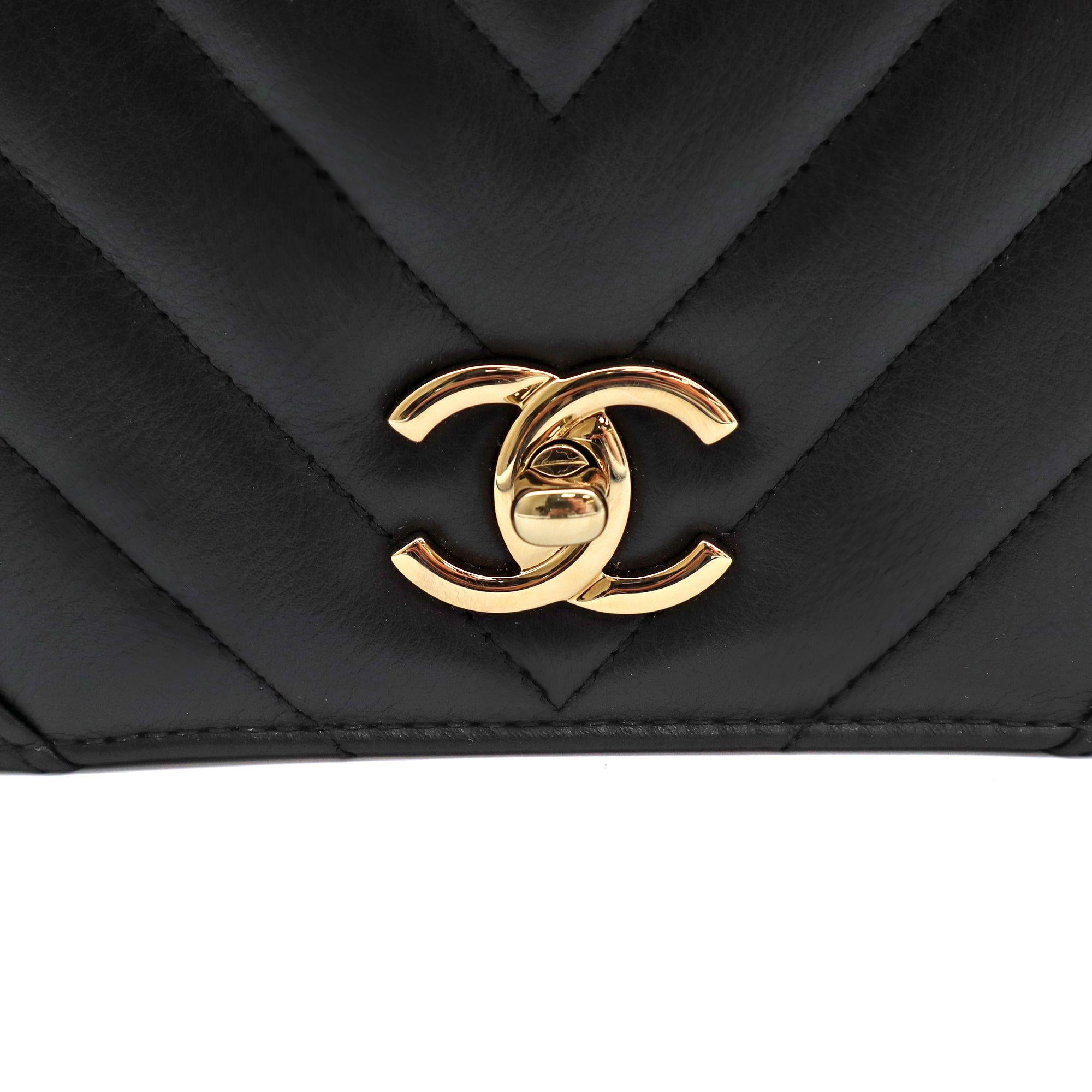 Chanel Calfskin Black Chevron Gold Tone Metal Medium Flap Bag A91588 3