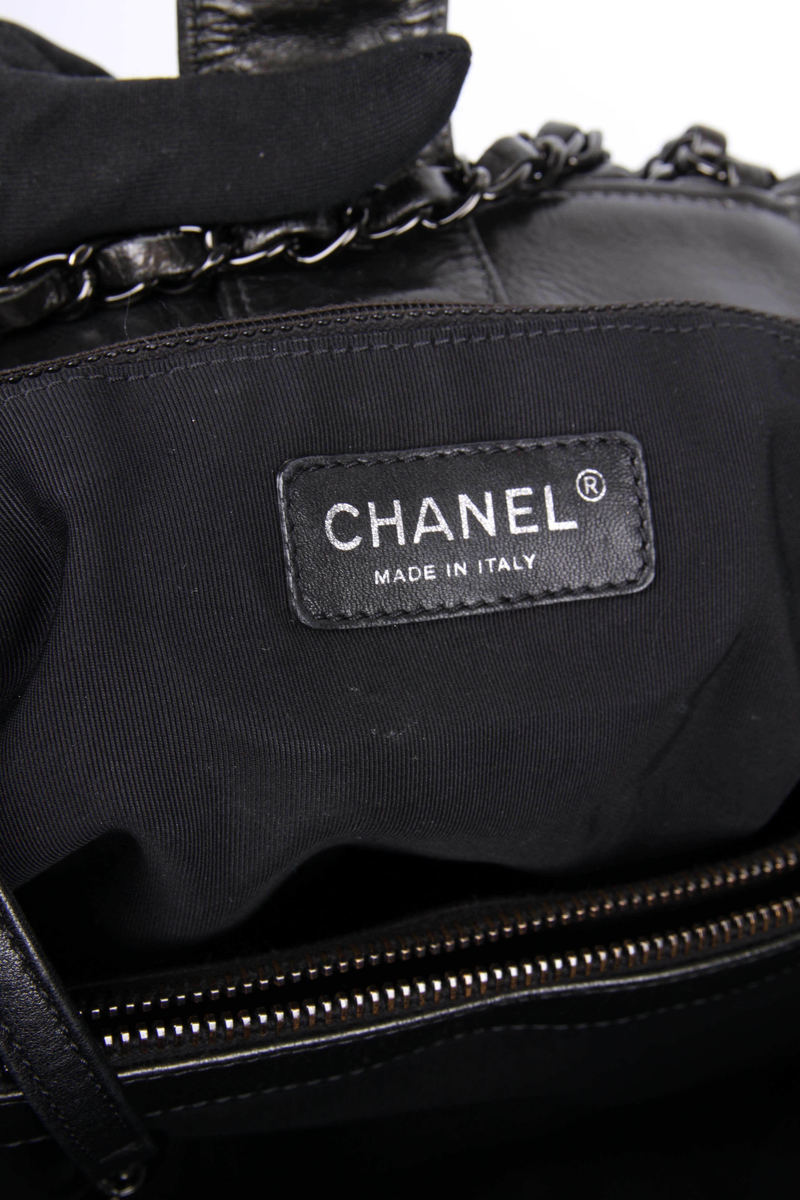 Chanel Calfskin Chain Me Tote Bag - grey metallic For Sale 1