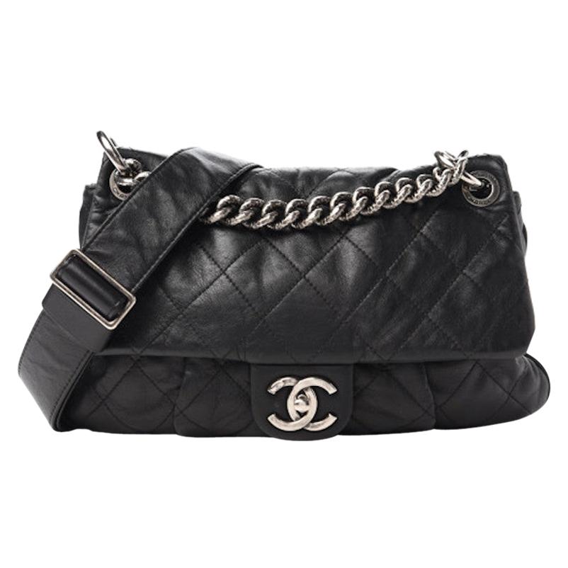 Chanel calfskin coco pleats messenger flap black 2012 Runway Collection 