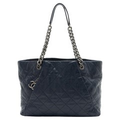 Sac fourre-tout « Coco Pleats » en cuir de veau de Chanel